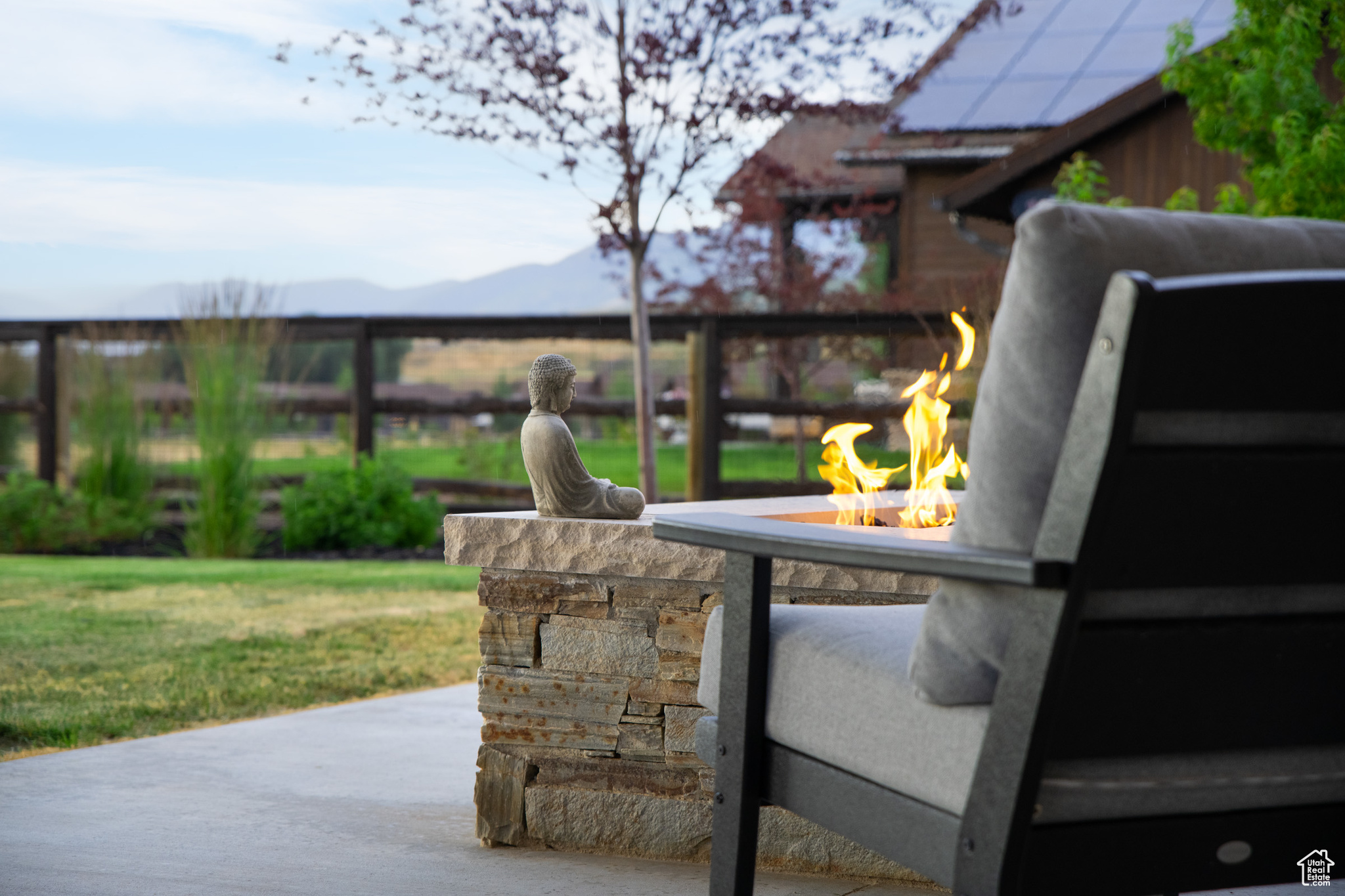 THORN CREEK - Residential