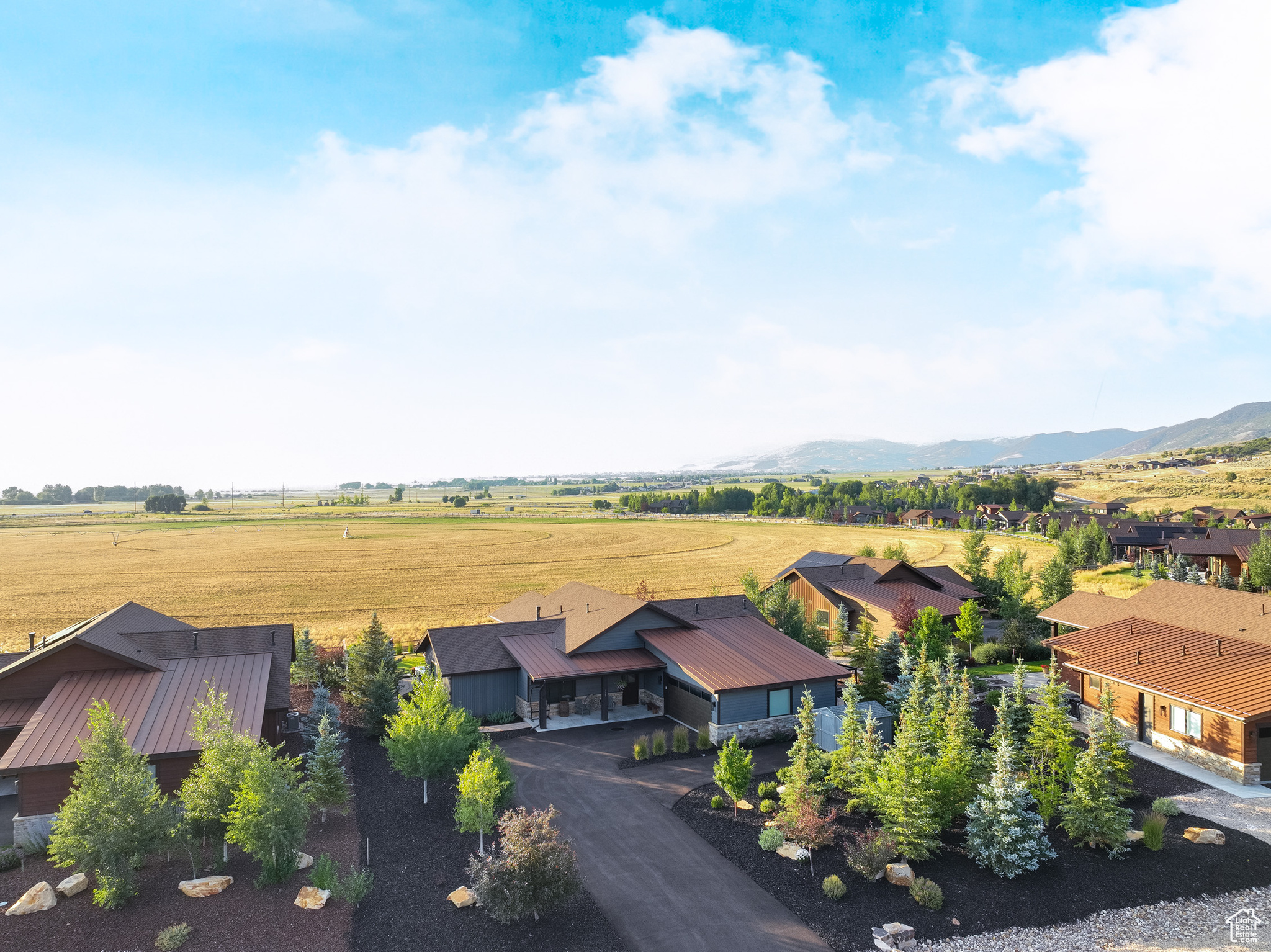 THORN CREEK - Residential