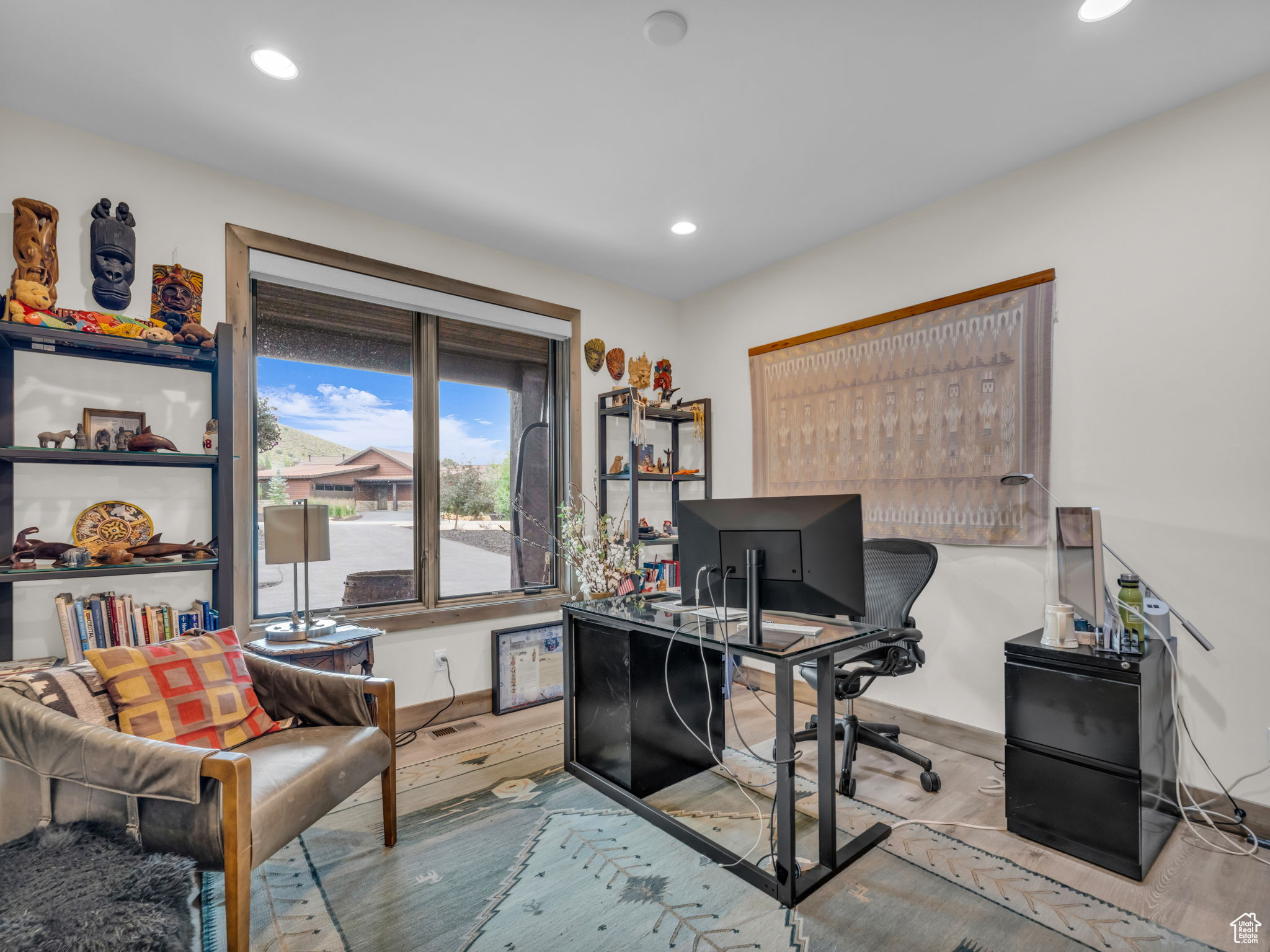 THORN CREEK - Residential