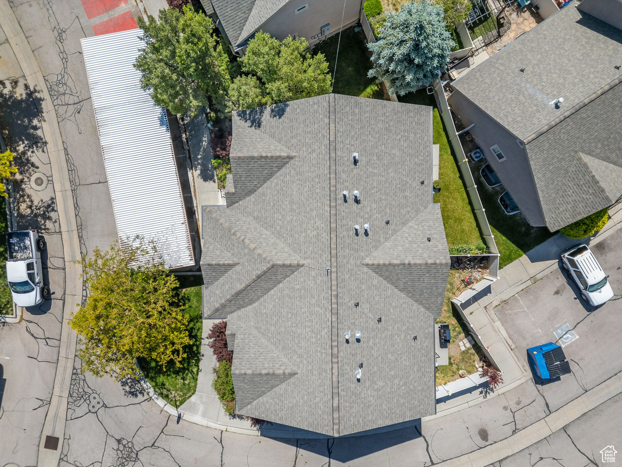 THE MAPLES - Residential