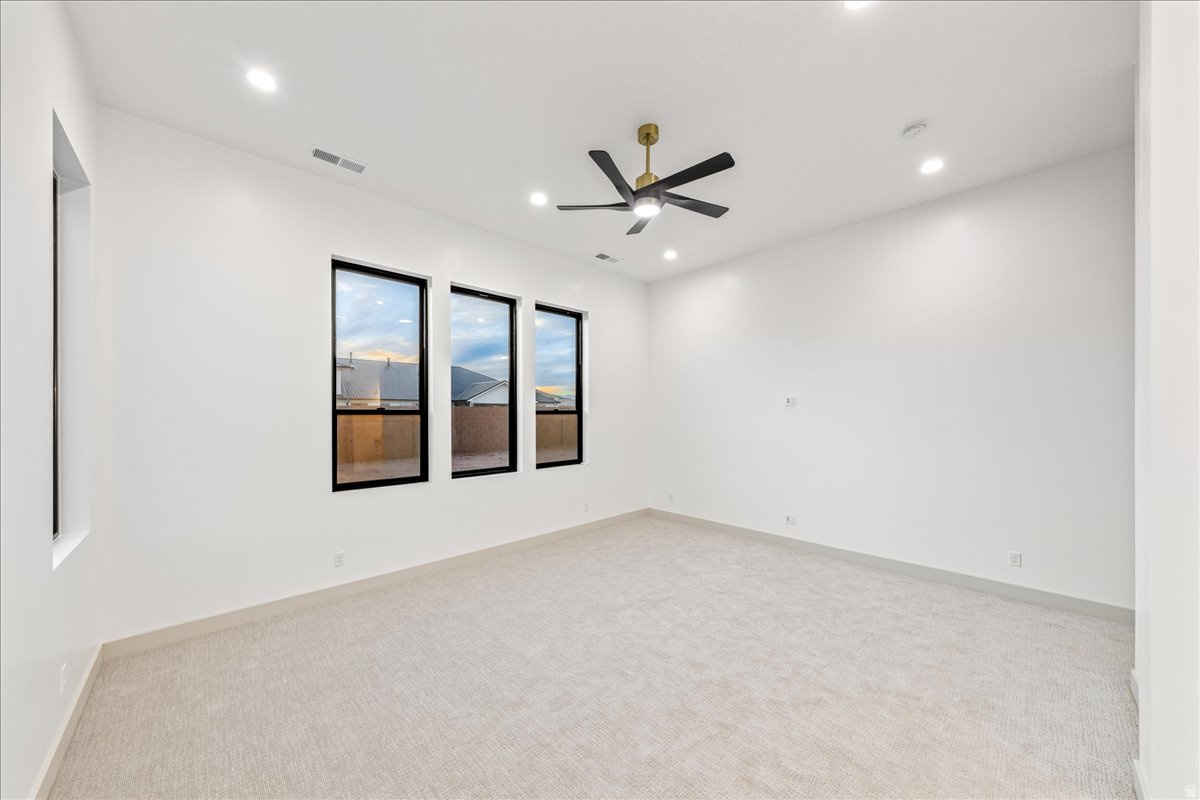 HURRICANE FIELDS ESTATES 3 - Residential