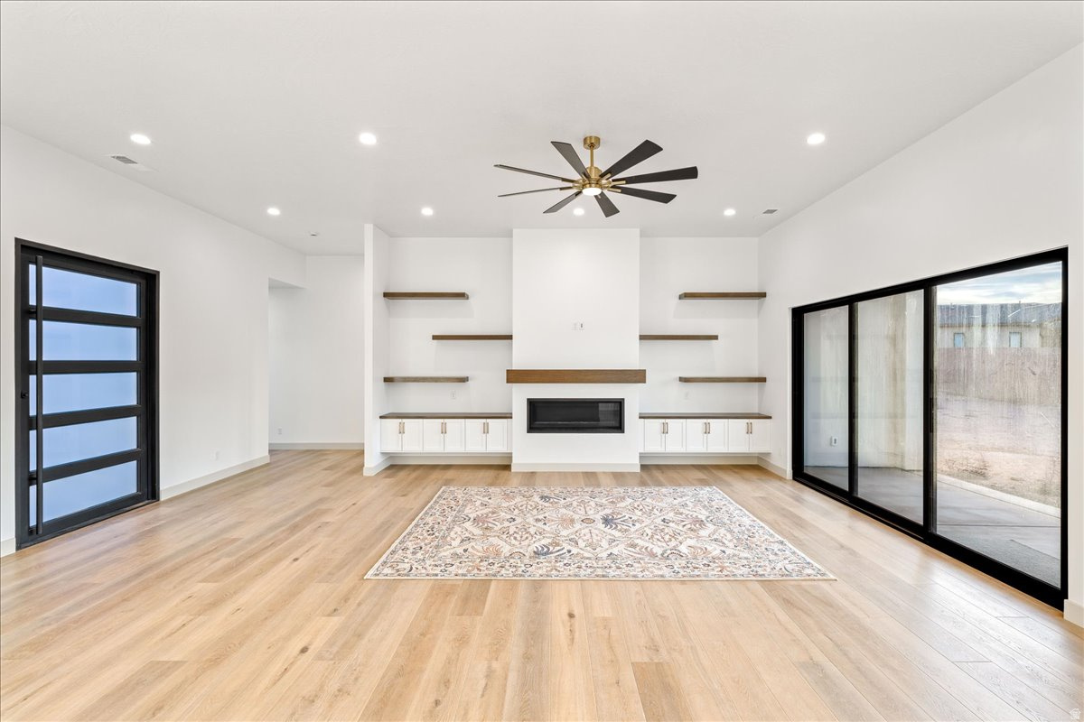 HURRICANE FIELDS ESTATES 3 - Residential