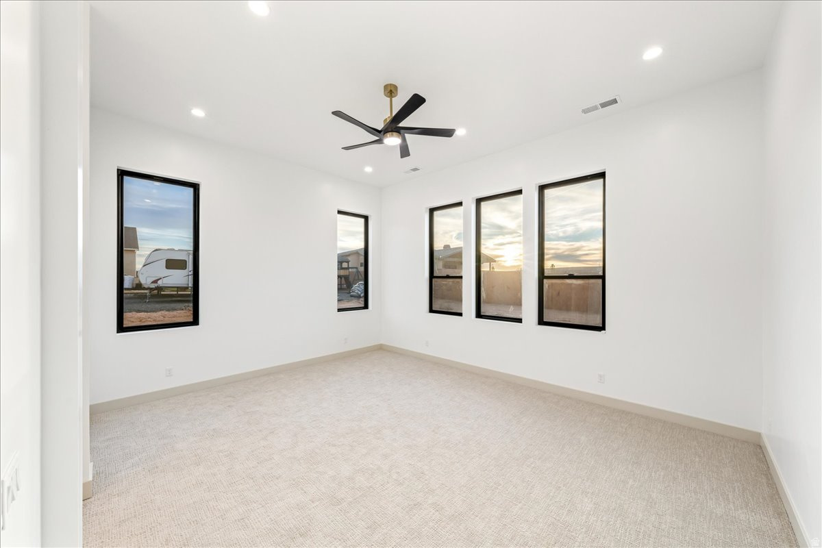 HURRICANE FIELDS ESTATES 3 - Residential