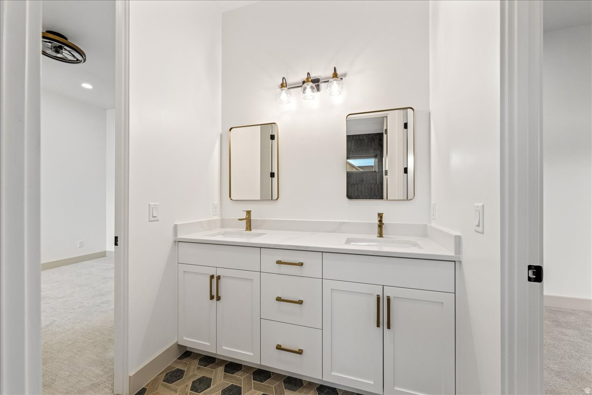 HURRICANE FIELDS ESTATES 3 - Residential