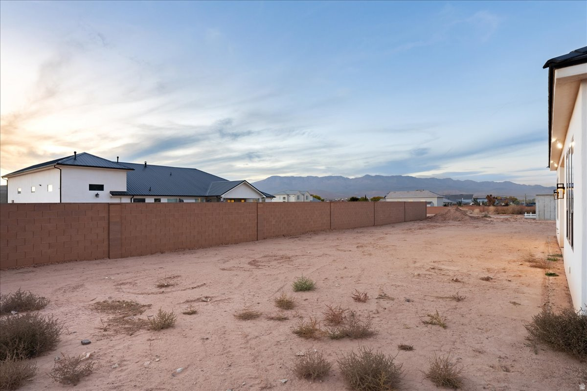 HURRICANE FIELDS ESTATES 3 - Residential