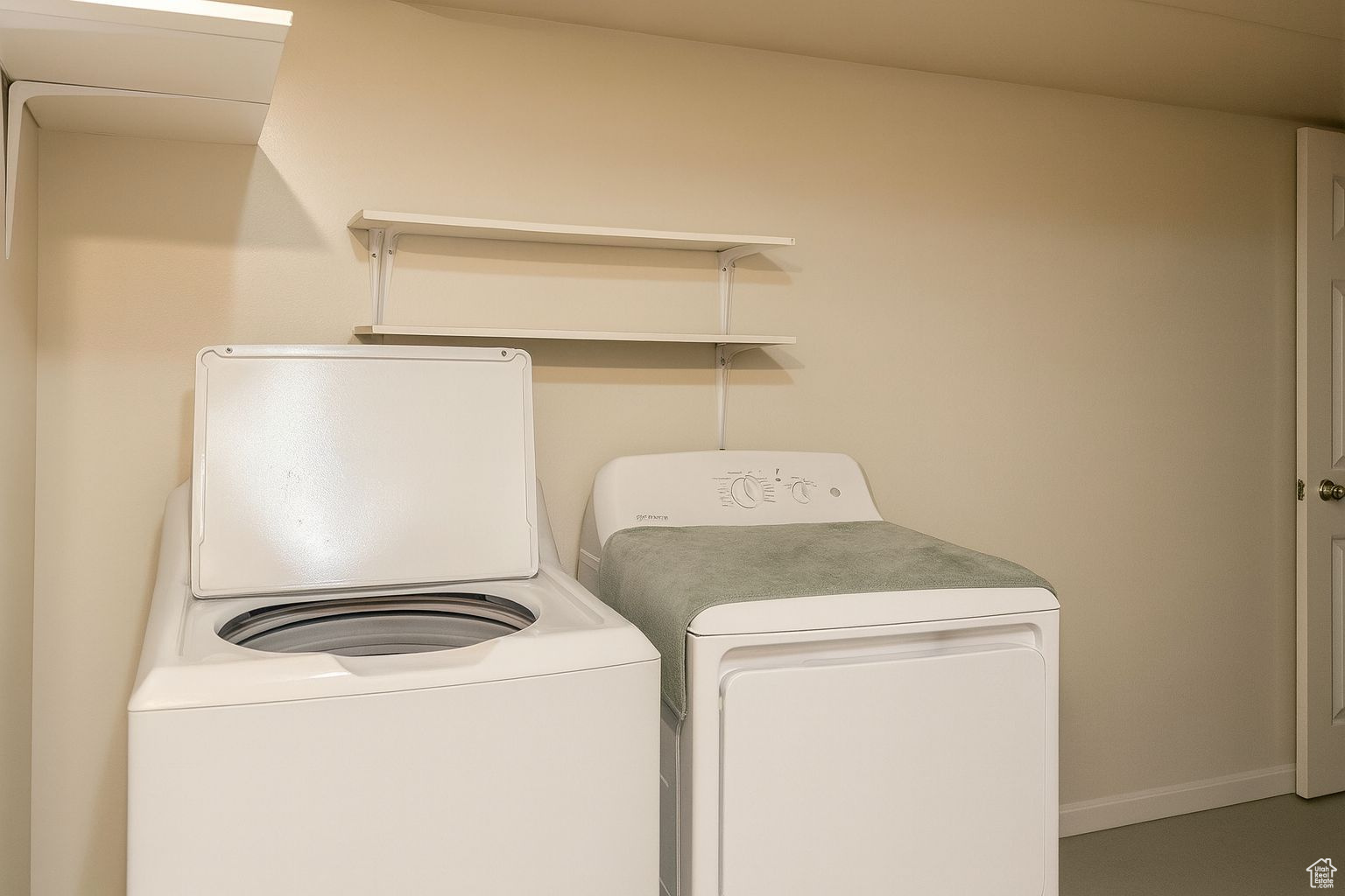 OQUIRRH SHADOW - Residential