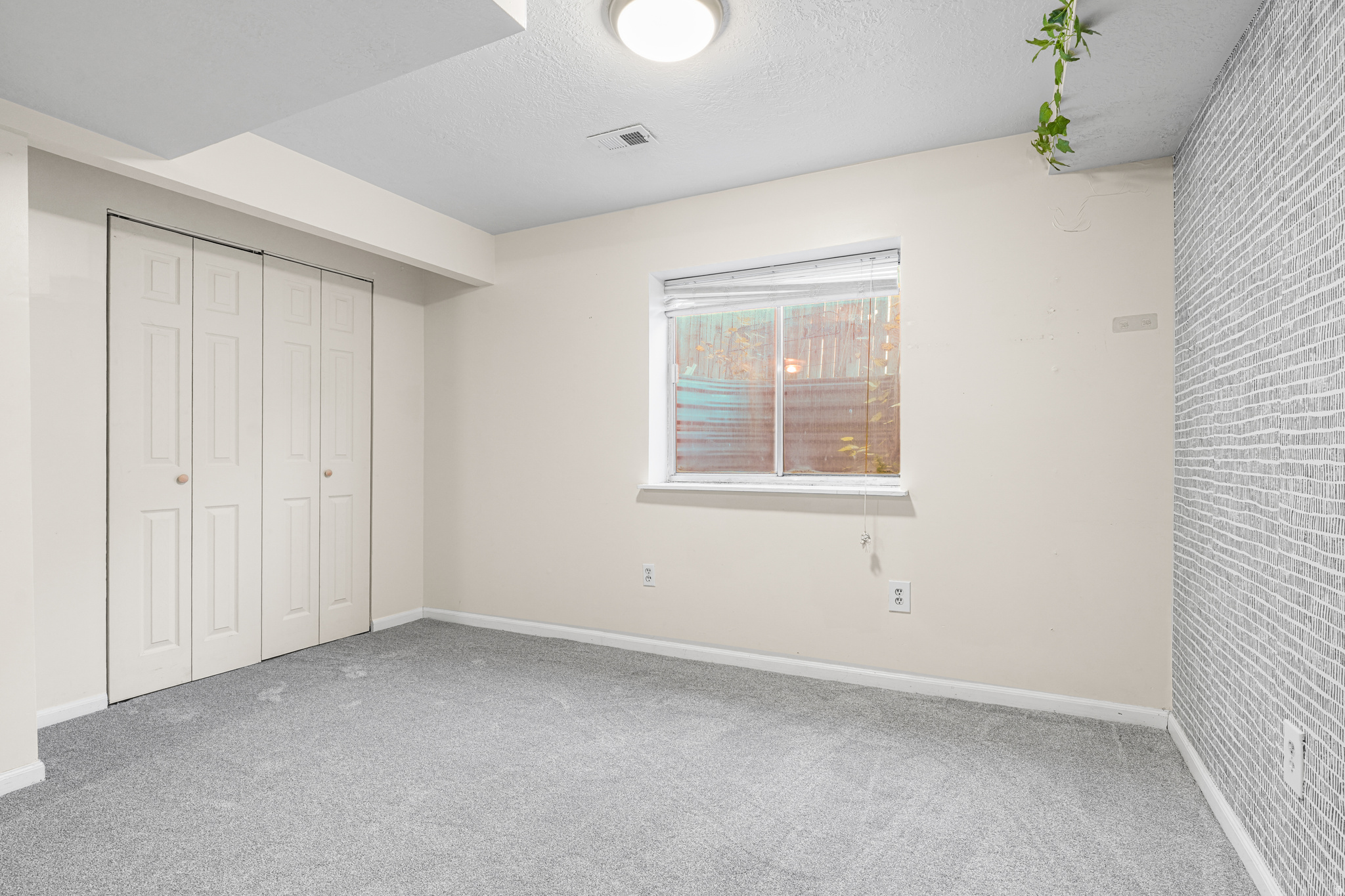 OQUIRRH SHADOW - Residential