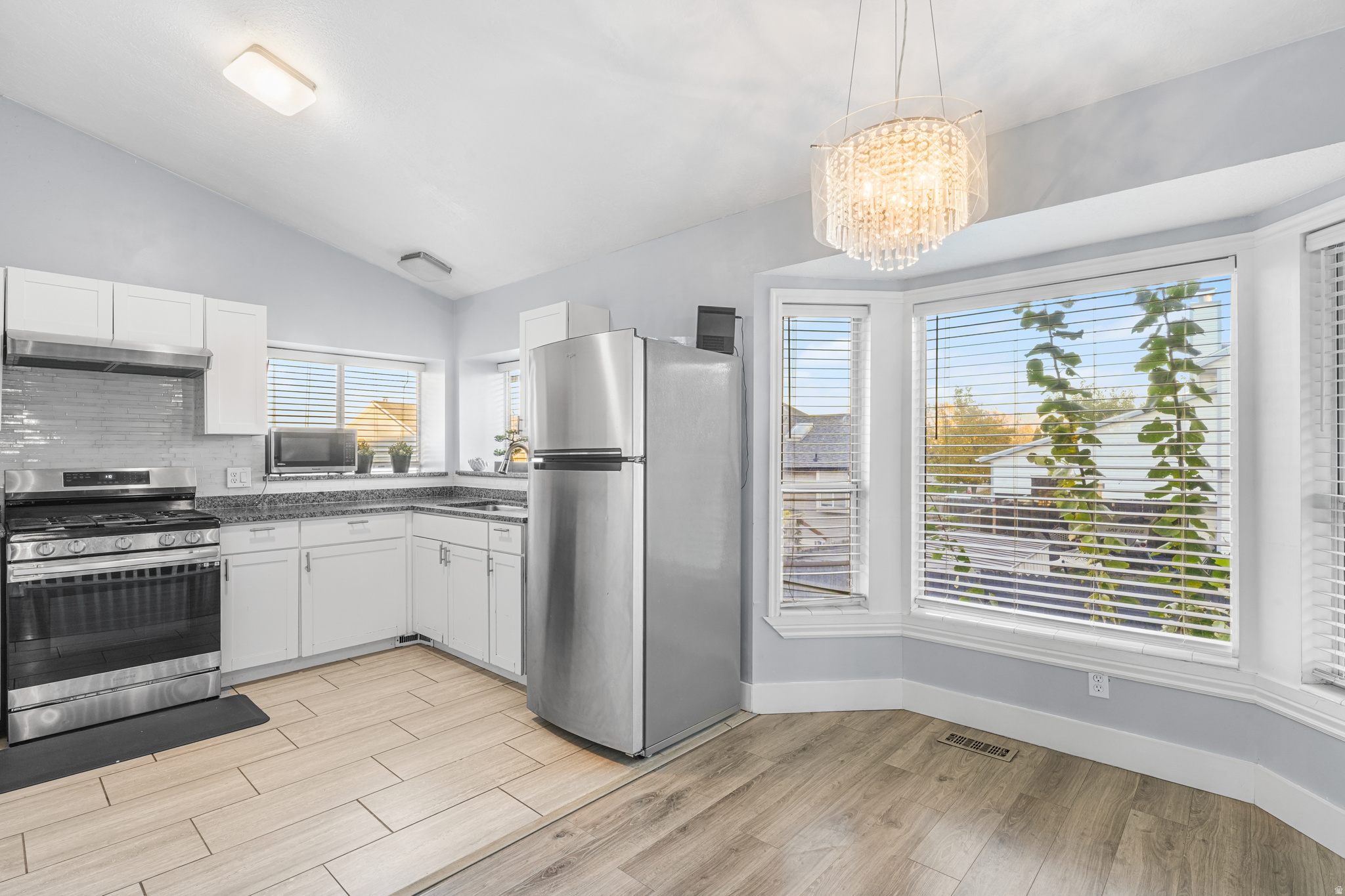 OQUIRRH SHADOW - Residential