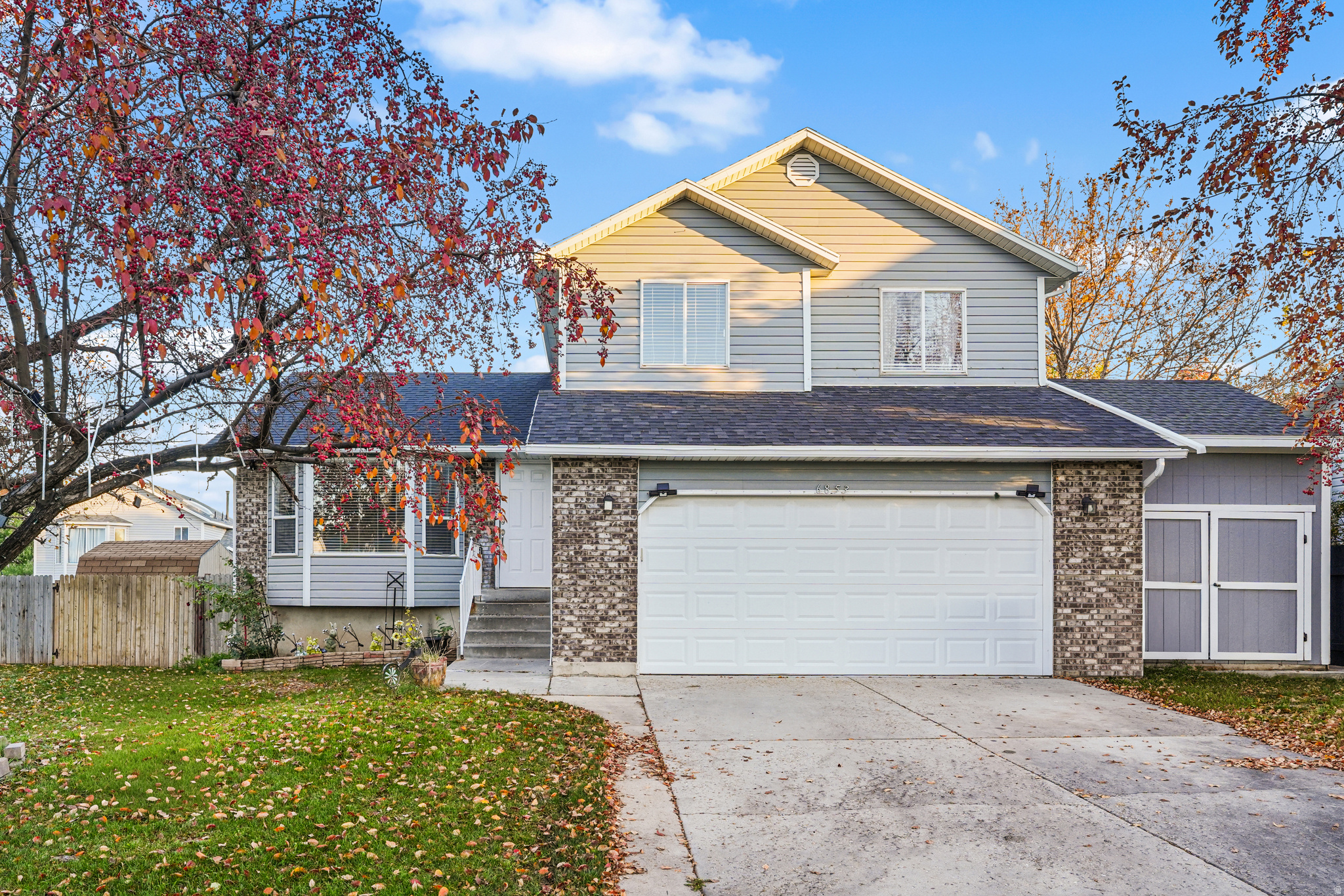 OQUIRRH SHADOW - Residential