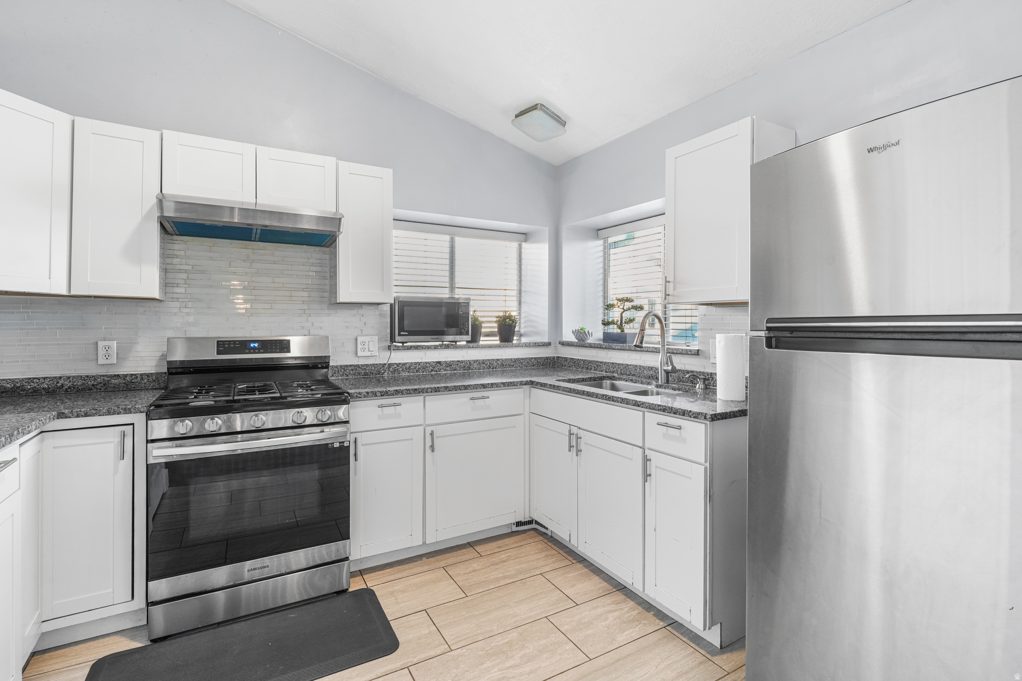 OQUIRRH SHADOW - Residential