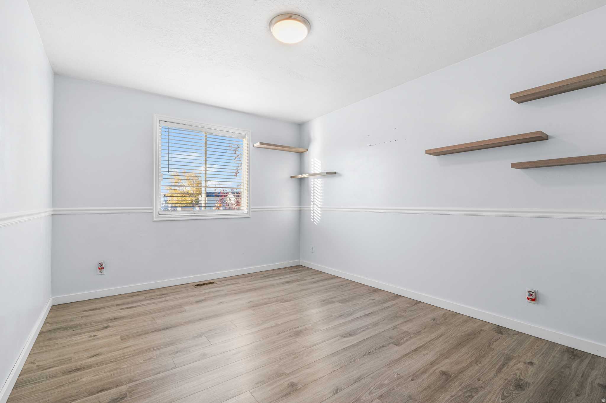 OQUIRRH SHADOW - Residential