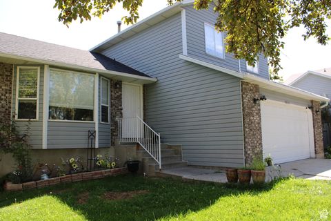 Tiny photo for 6853 S MULLIEN DR DR W #5420, West Jordan, UT 84081 (MLS # 2118651)