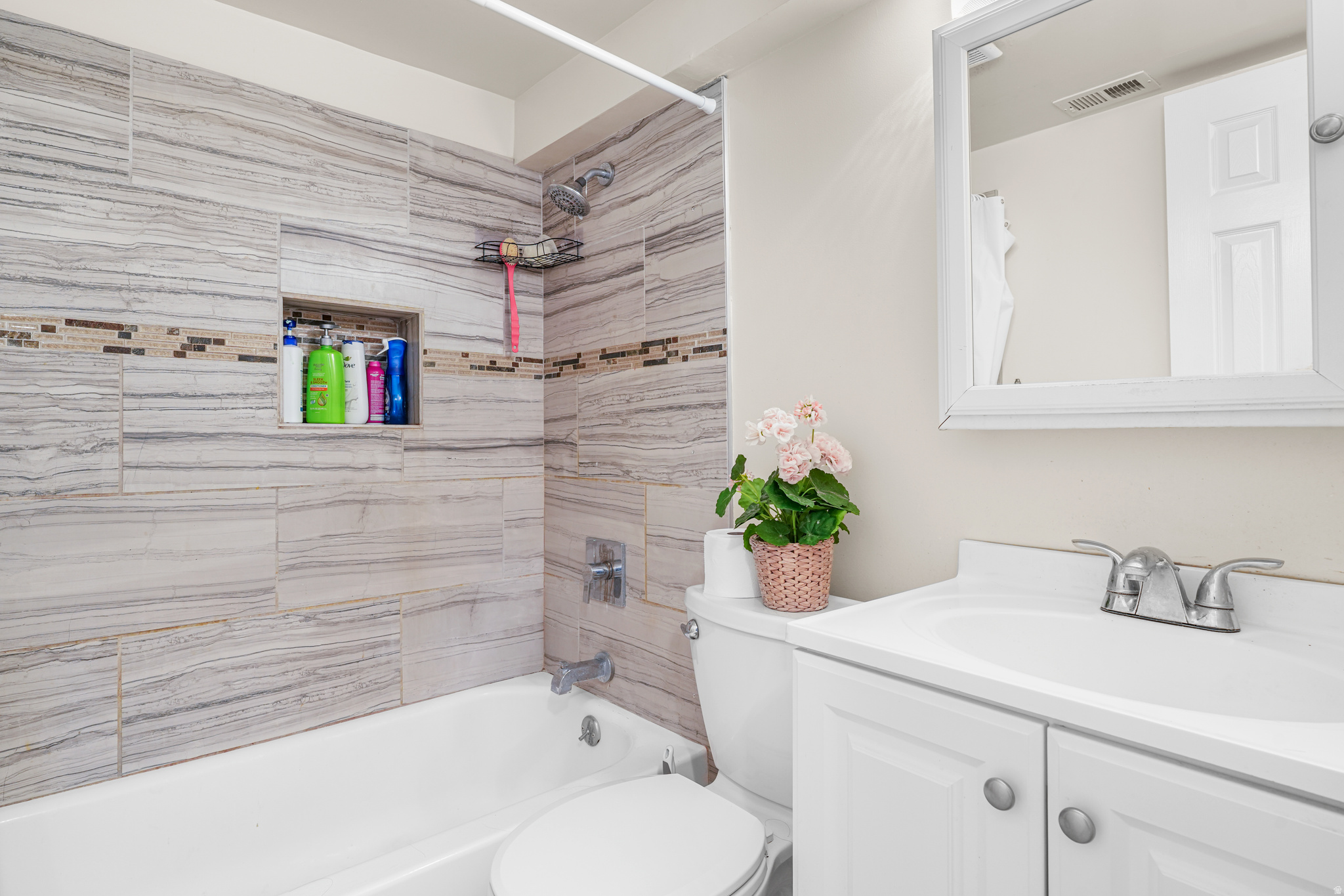 OQUIRRH SHADOW - Residential