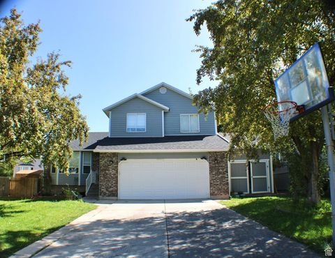 Photo of 6853 S MULLIEN DR DR W #5420, West Jordan, UT 84081 (MLS # 2118651)