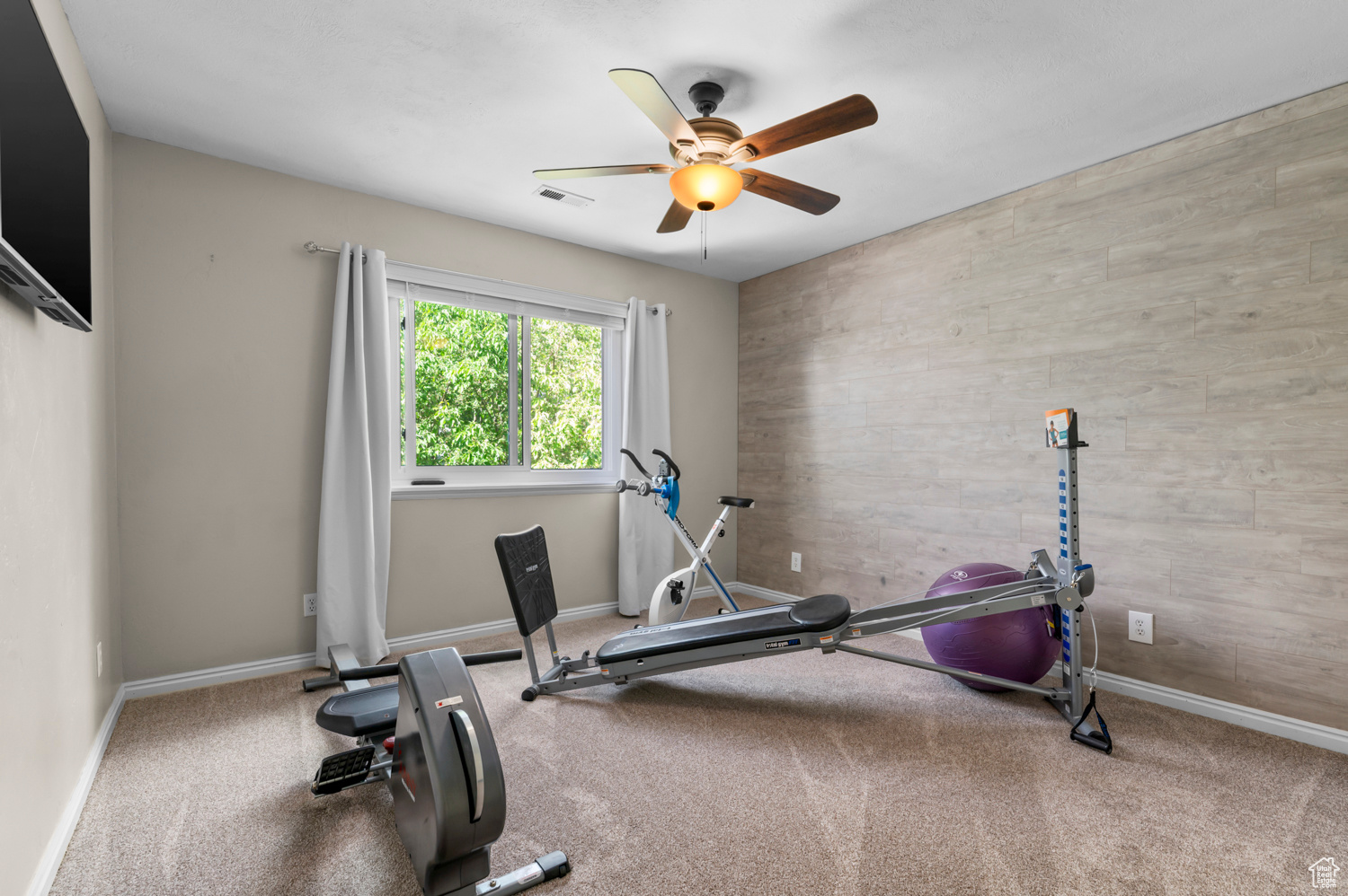 Pleasant Grove, Utah 84062, United States, 6 Bedrooms Bedrooms, ,4 BathroomsBathrooms,Residential,Pending,126795