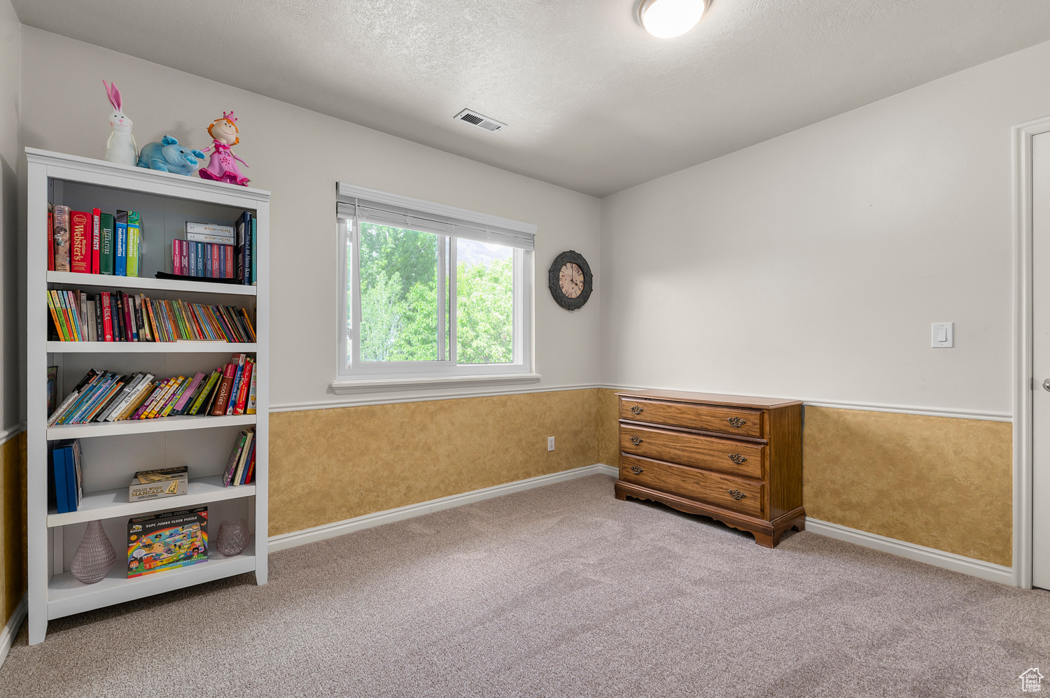 Pleasant Grove, Utah 84062, United States, 6 Bedrooms Bedrooms, ,4 BathroomsBathrooms,Residential,Pending,126795