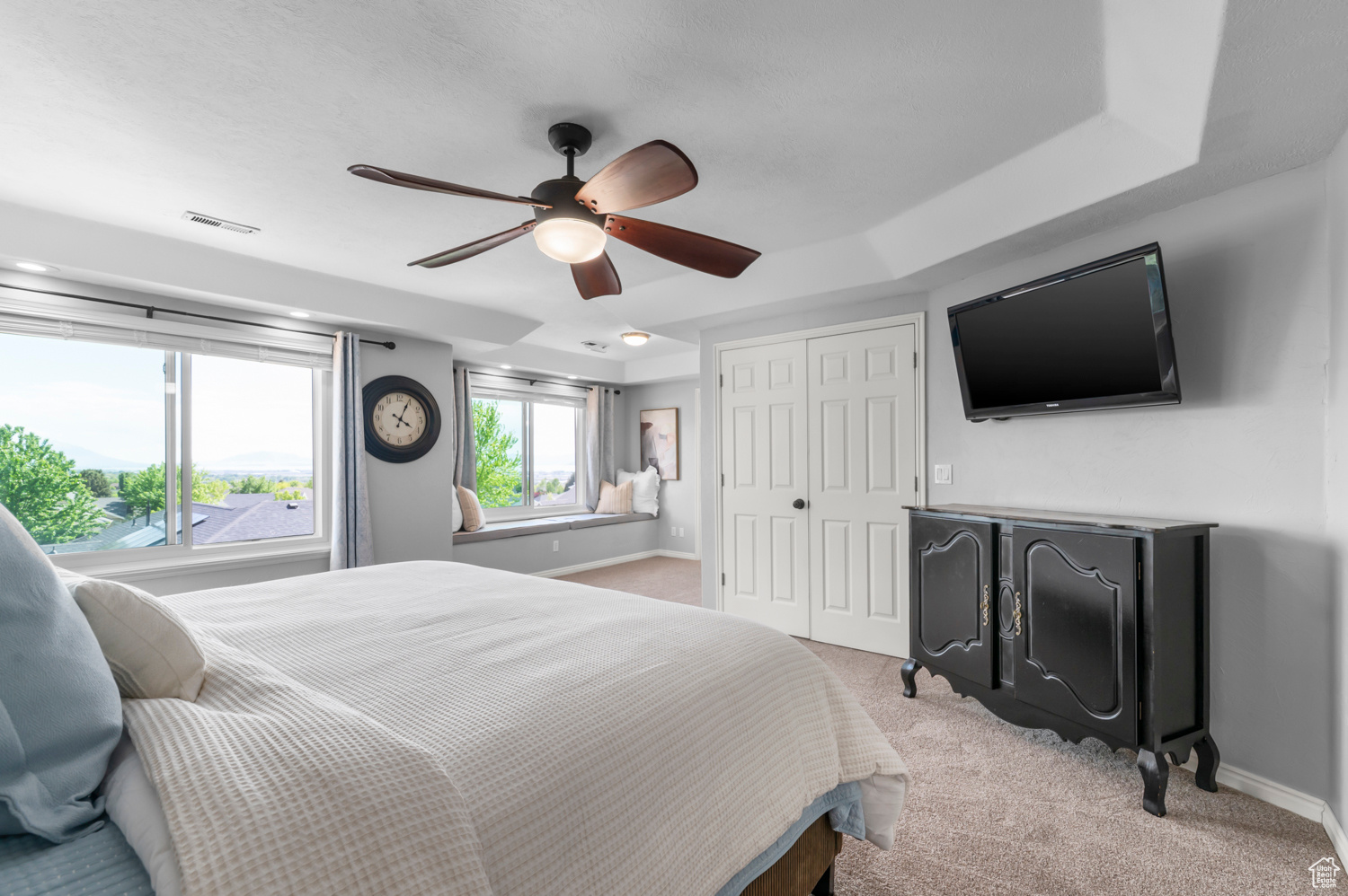 Pleasant Grove, Utah 84062, United States, 6 Bedrooms Bedrooms, ,4 BathroomsBathrooms,Residential,Pending,126795