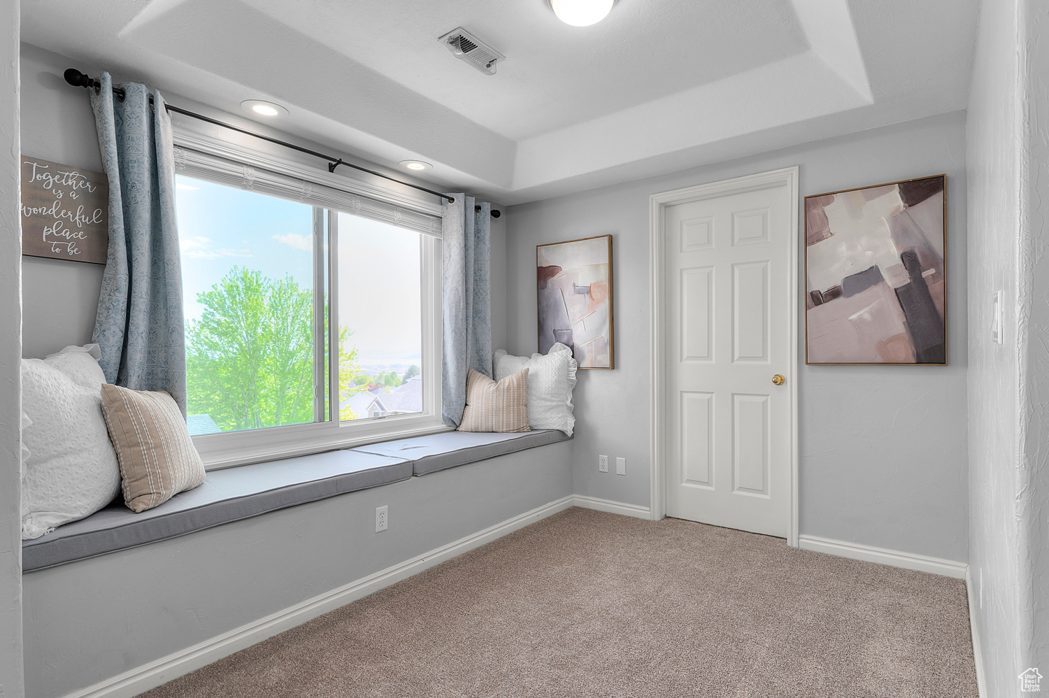 Pleasant Grove, Utah 84062, United States, 6 Bedrooms Bedrooms, ,4 BathroomsBathrooms,Residential,Pending,126795