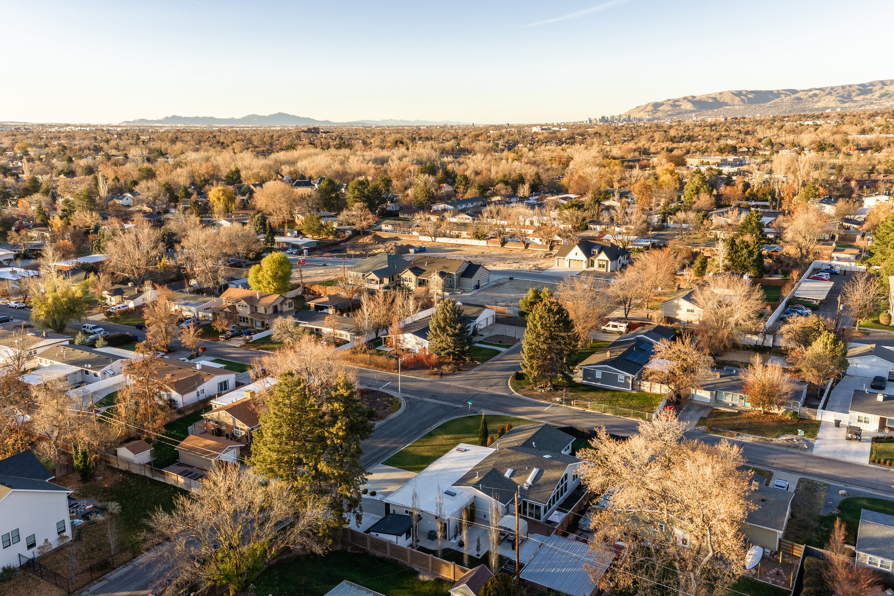 COTTONWOOD MEADOWS - Residential