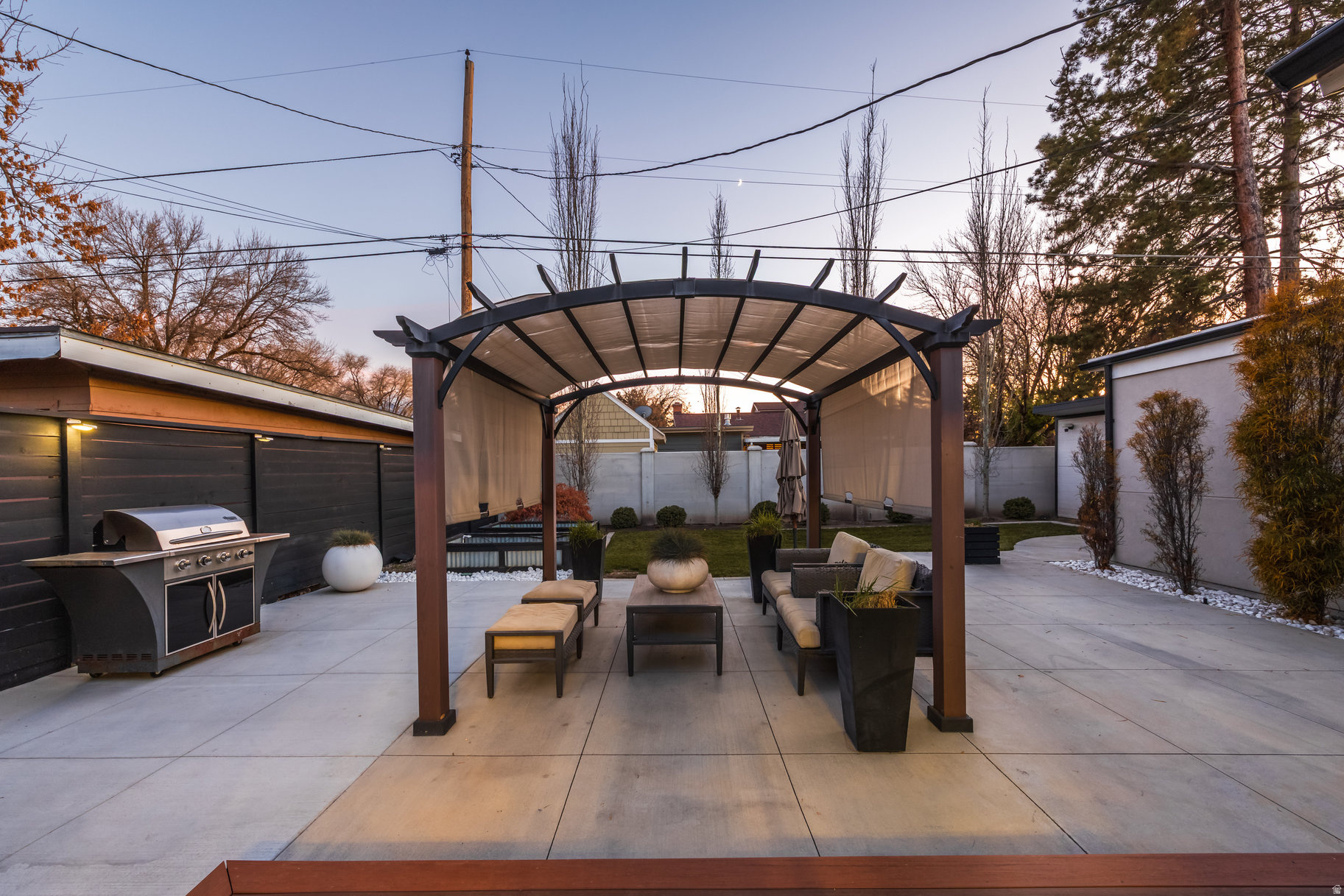 COTTONWOOD MEADOWS - Residential