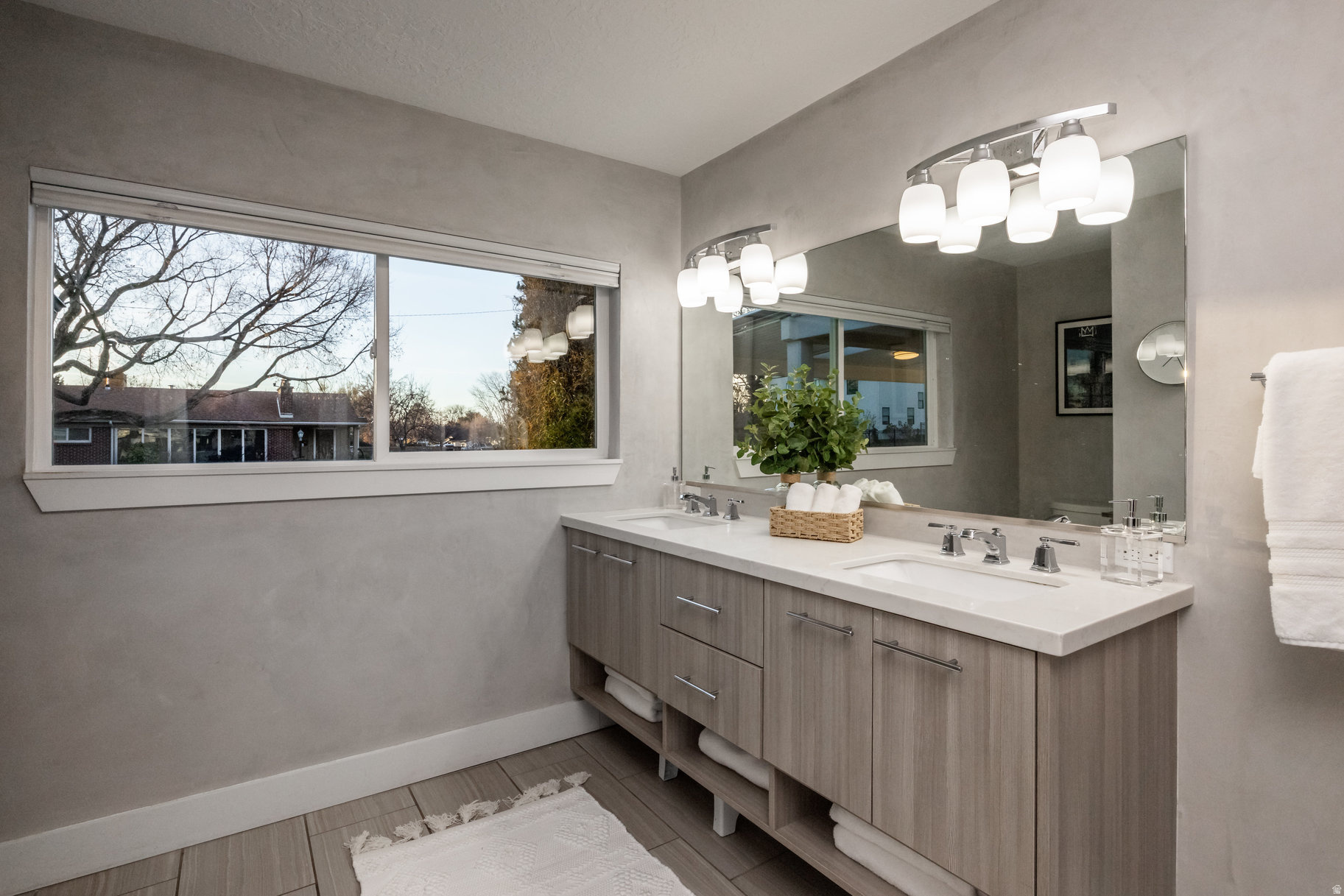 COTTONWOOD MEADOWS - Residential