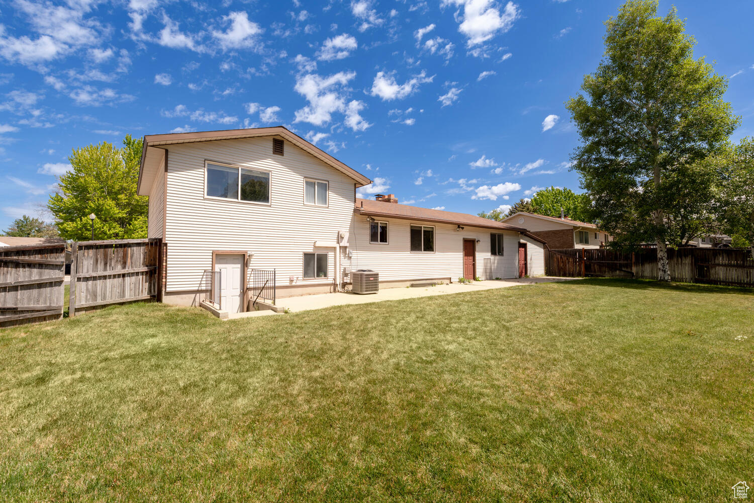 578 E Sarah Ln, Sandy, Utah image 22