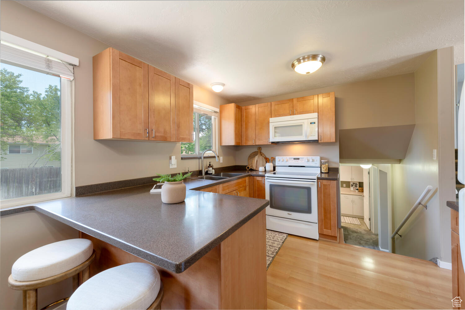 578 E Sarah Ln, Sandy, Utah image 6