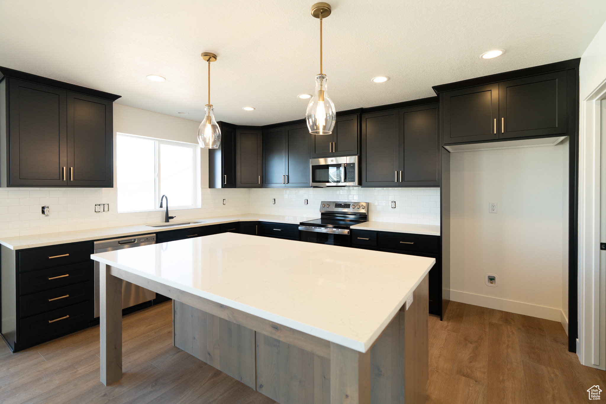 4111 N Ophir Dr, Eagle Mountain, Utah image 6
