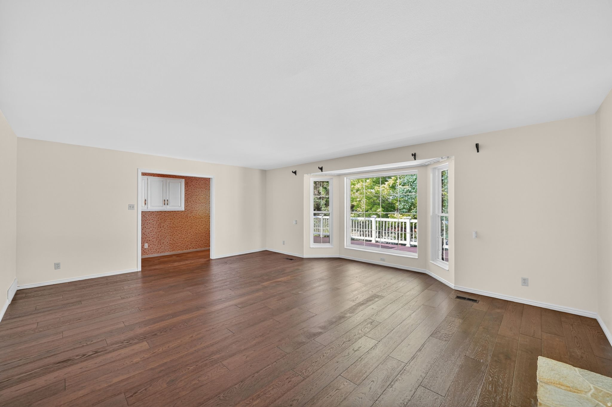 INDIAN HILLS - Residential