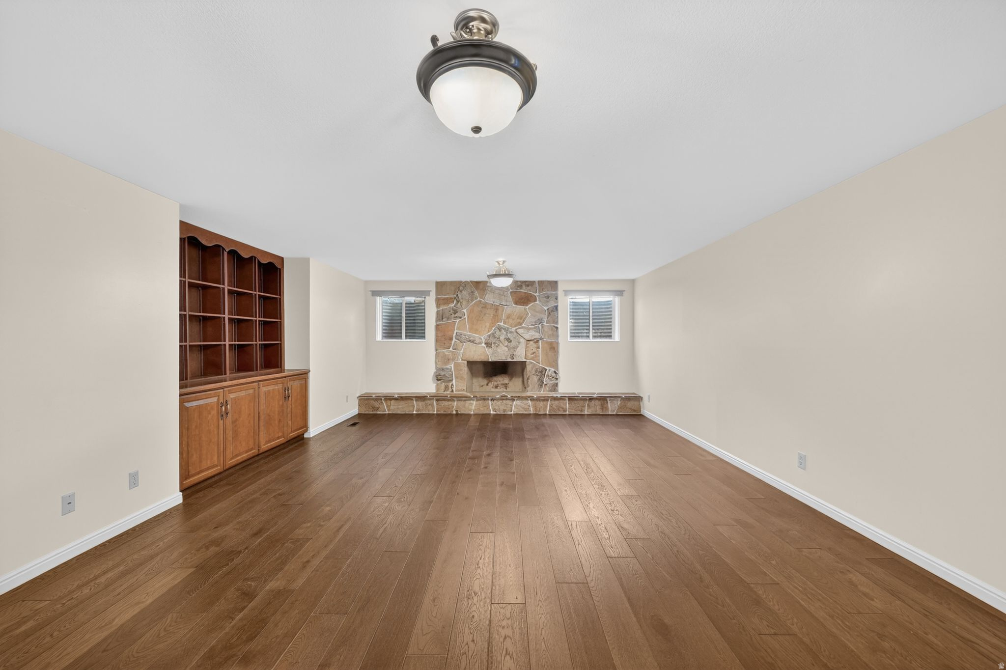 INDIAN HILLS - Residential