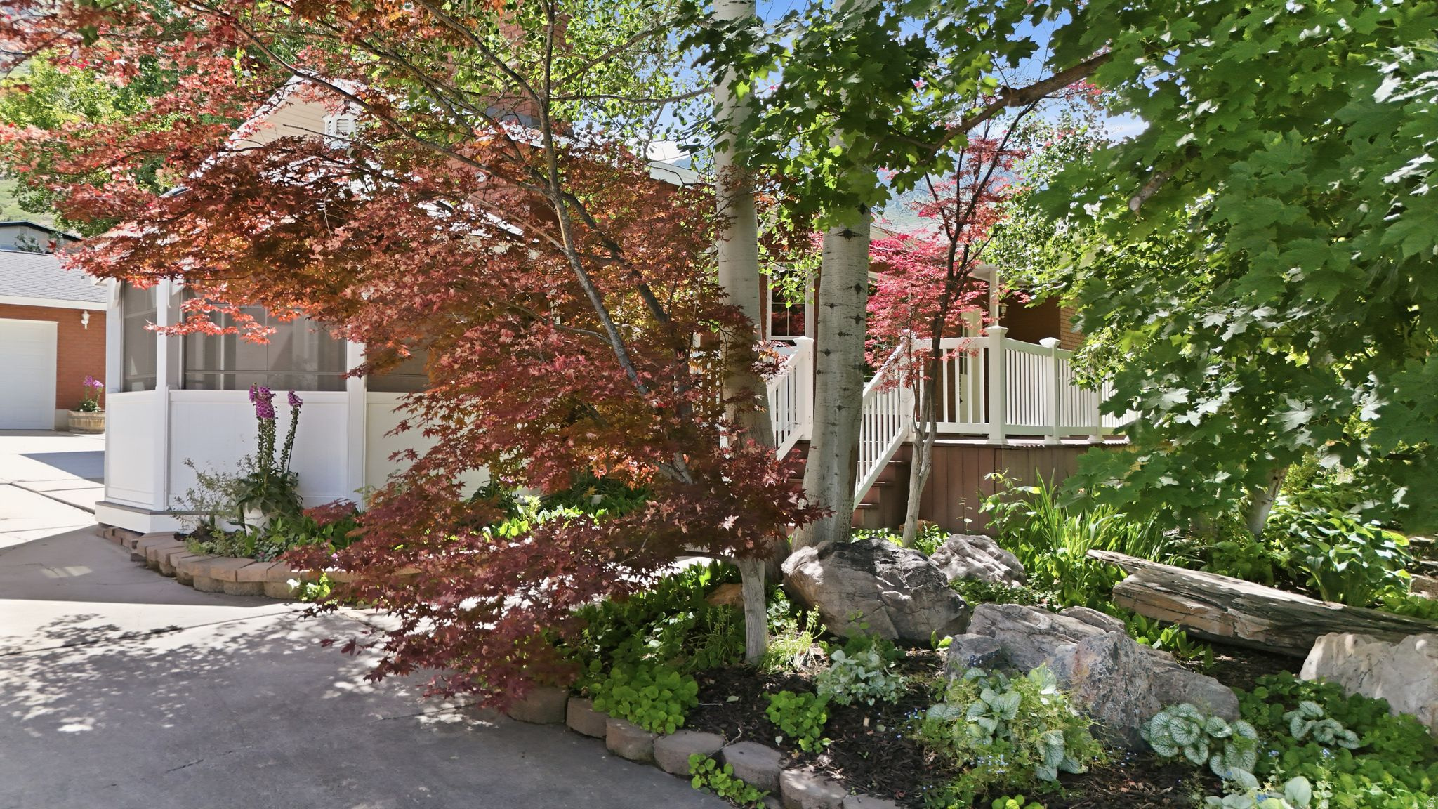 INDIAN HILLS - Residential