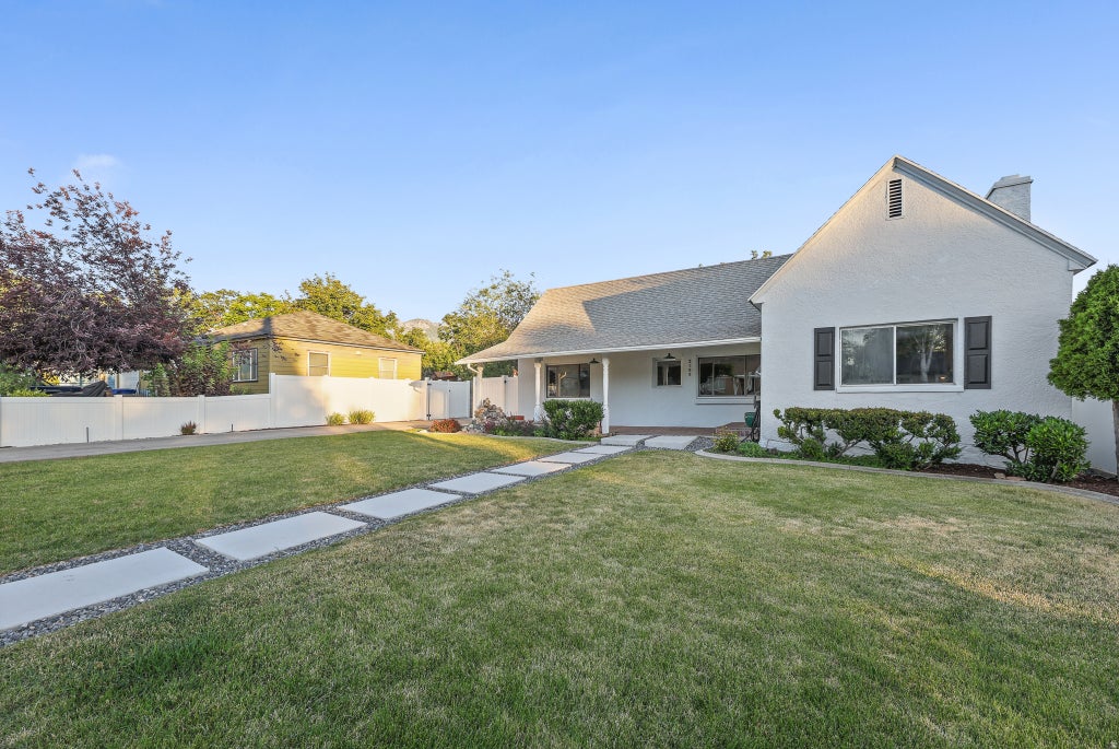 Photo of 2180 E 2700 S, Salt Lake City, UT 84109 (MLS # 2166561)