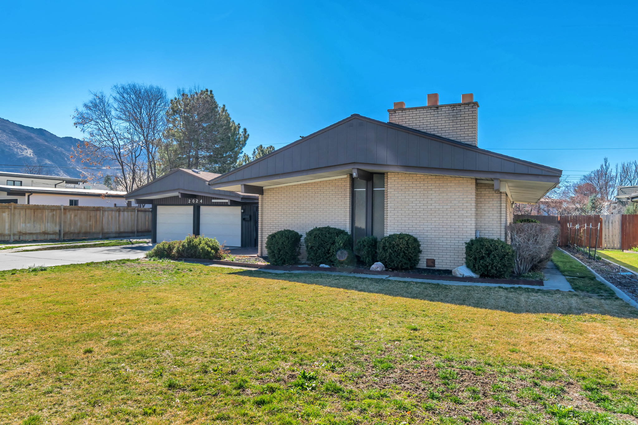 BLUE RIBBON ACRES - Residential