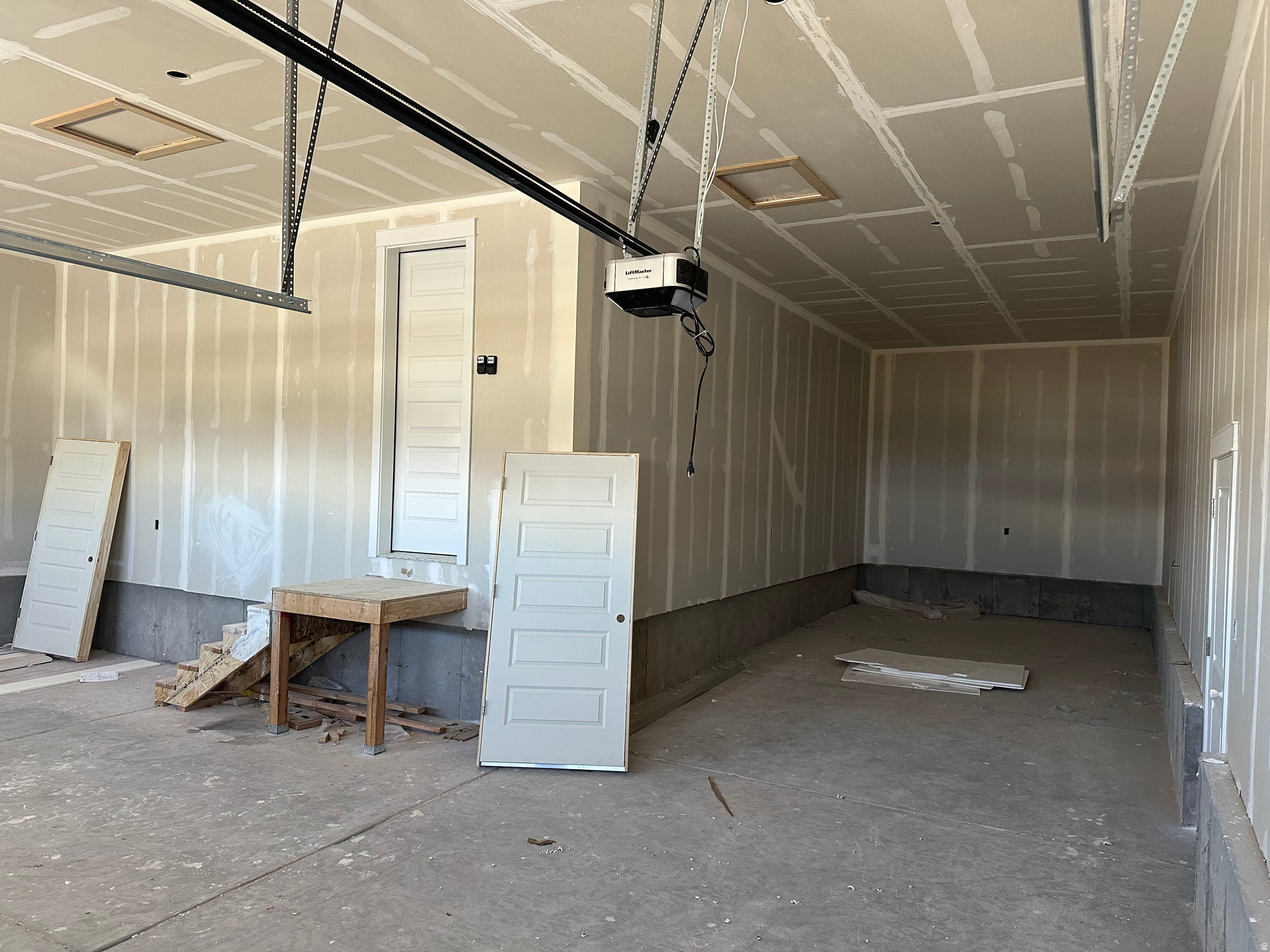 AMBLEVIEW ESTATES - Residential