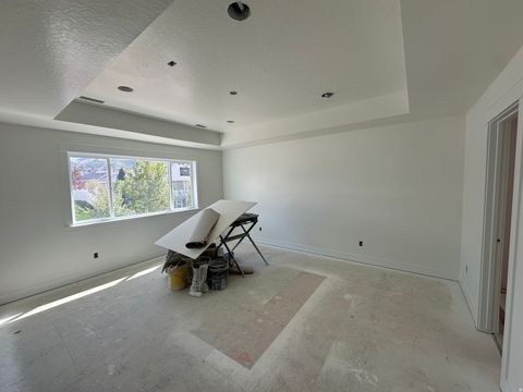 Tiny photo for 619 N EAGLECREST CIR #16, Elk Ridge, UT 84651 (MLS # 2151630)