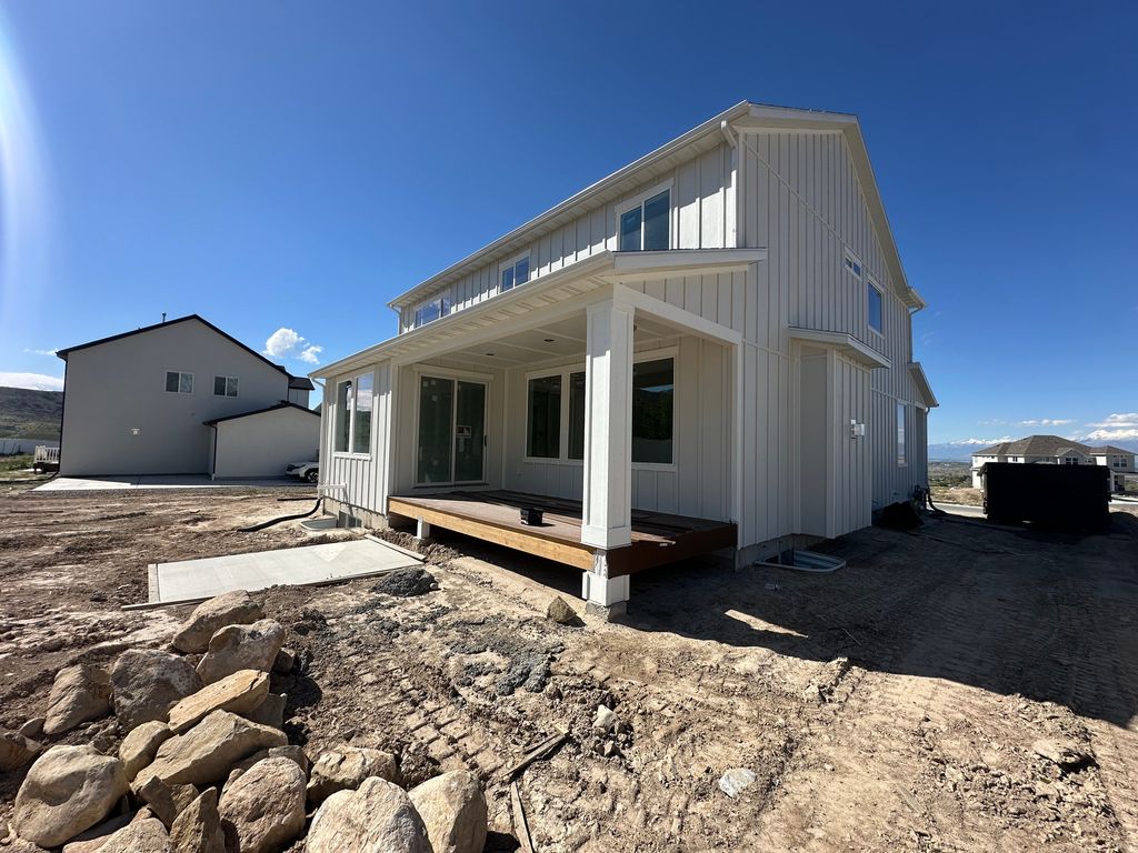 Photo of 619 N EAGLECREST CIR #16, Elk Ridge, UT 84651 (MLS # 2151630)