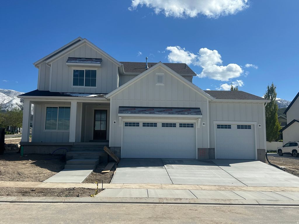 Photo of 619 N EAGLECREST CIR #16, Elk Ridge, UT 84651 (MLS # 2151630)