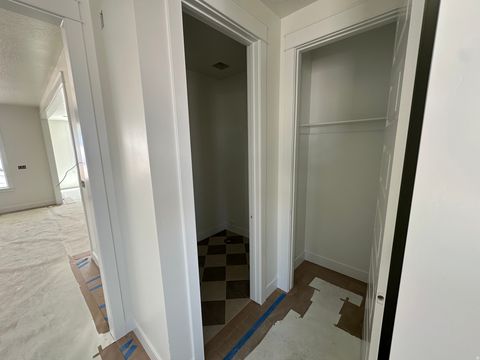 Tiny photo for 619 N EAGLECREST CIR #16, Elk Ridge, UT 84651 (MLS # 2151630)
