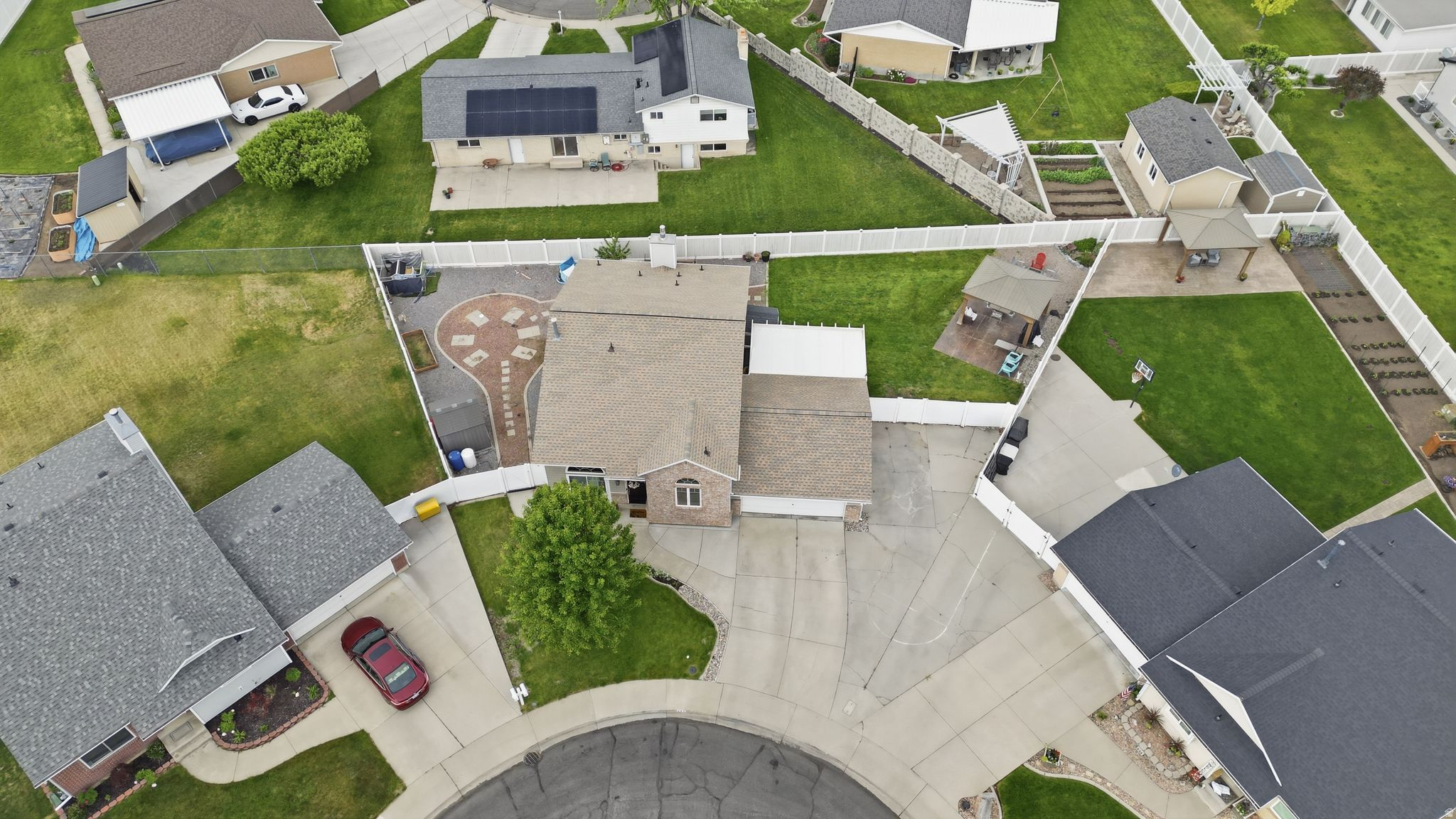 HOLLY GLENN - Residential