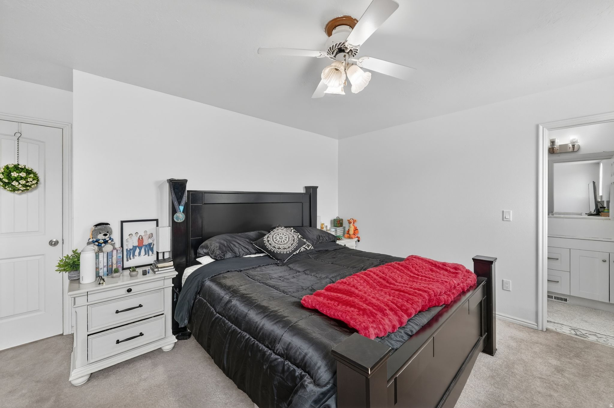 HOLLY GLENN - Residential