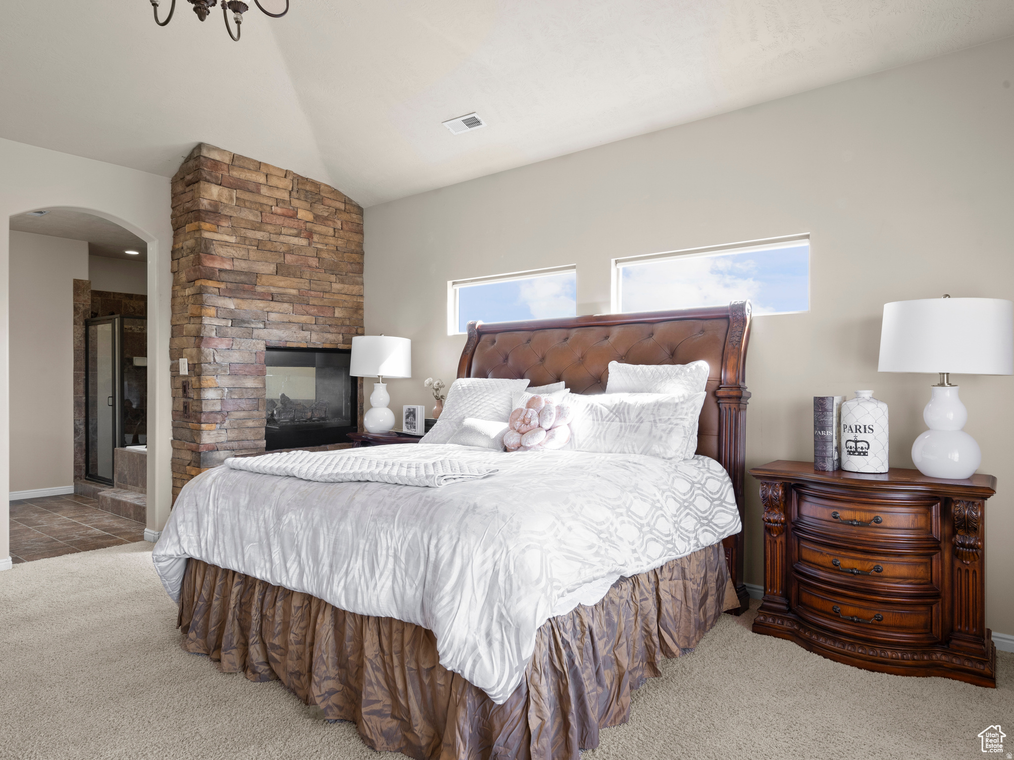 IVORY HIGHLANDS - Residential