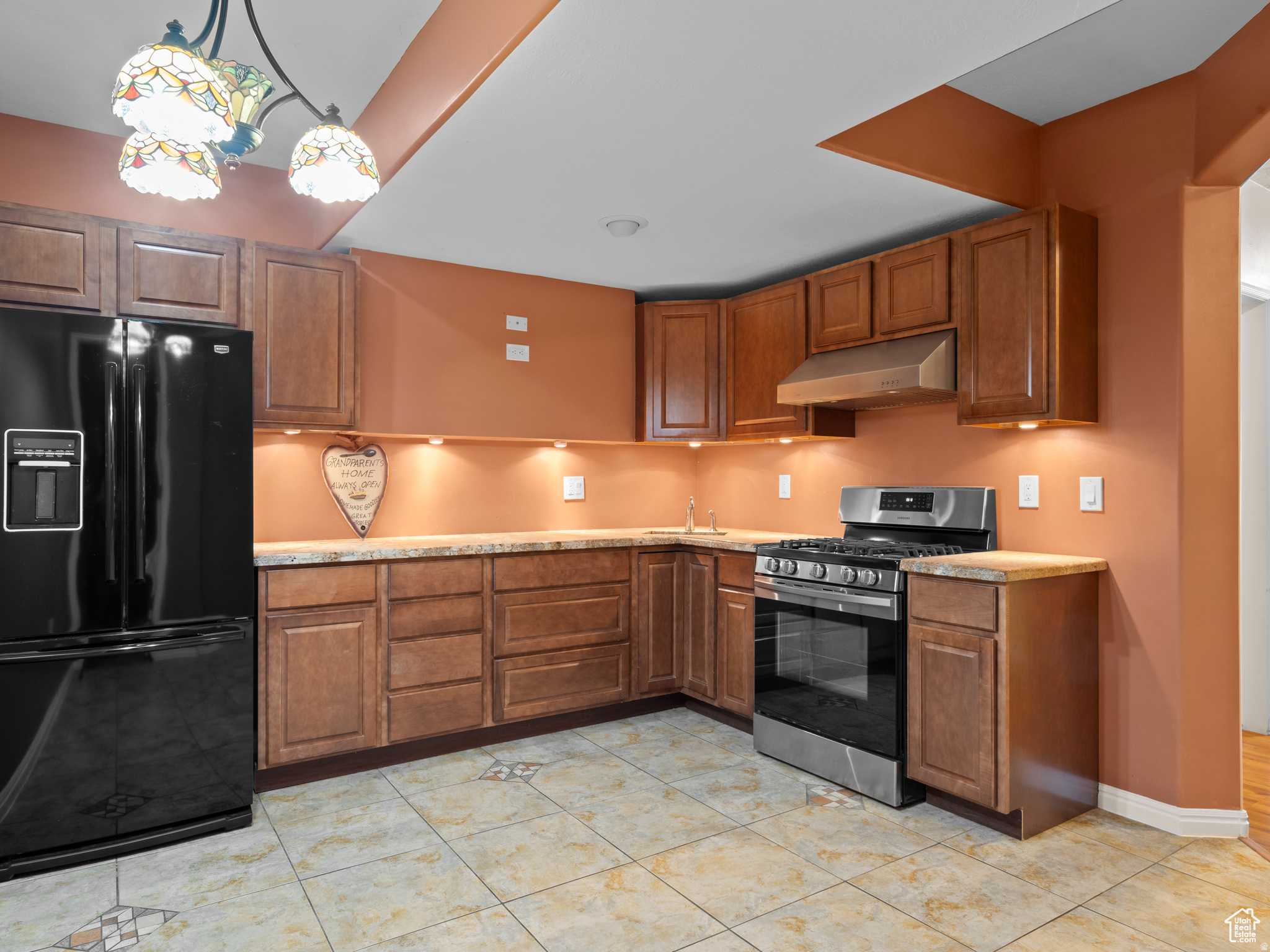 IVORY HIGHLANDS - Residential