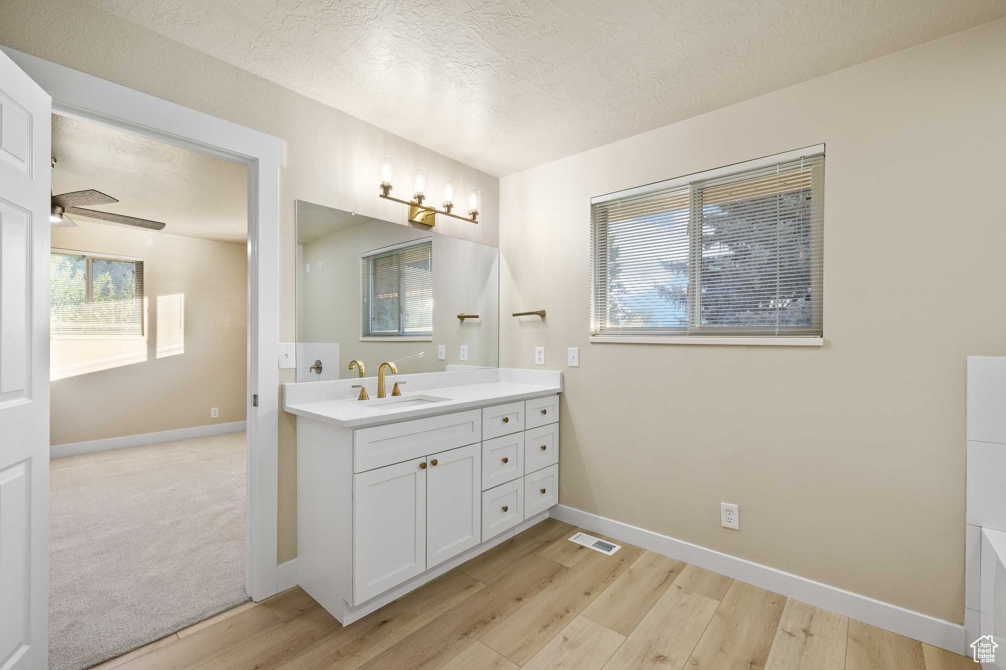 10861 N Panorama Dr, Highland, Utah image 12