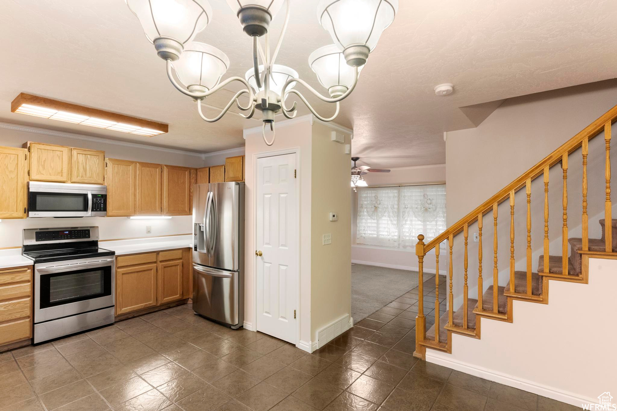 4261 S Rupp Ct, Taylorsville, Utah image 9