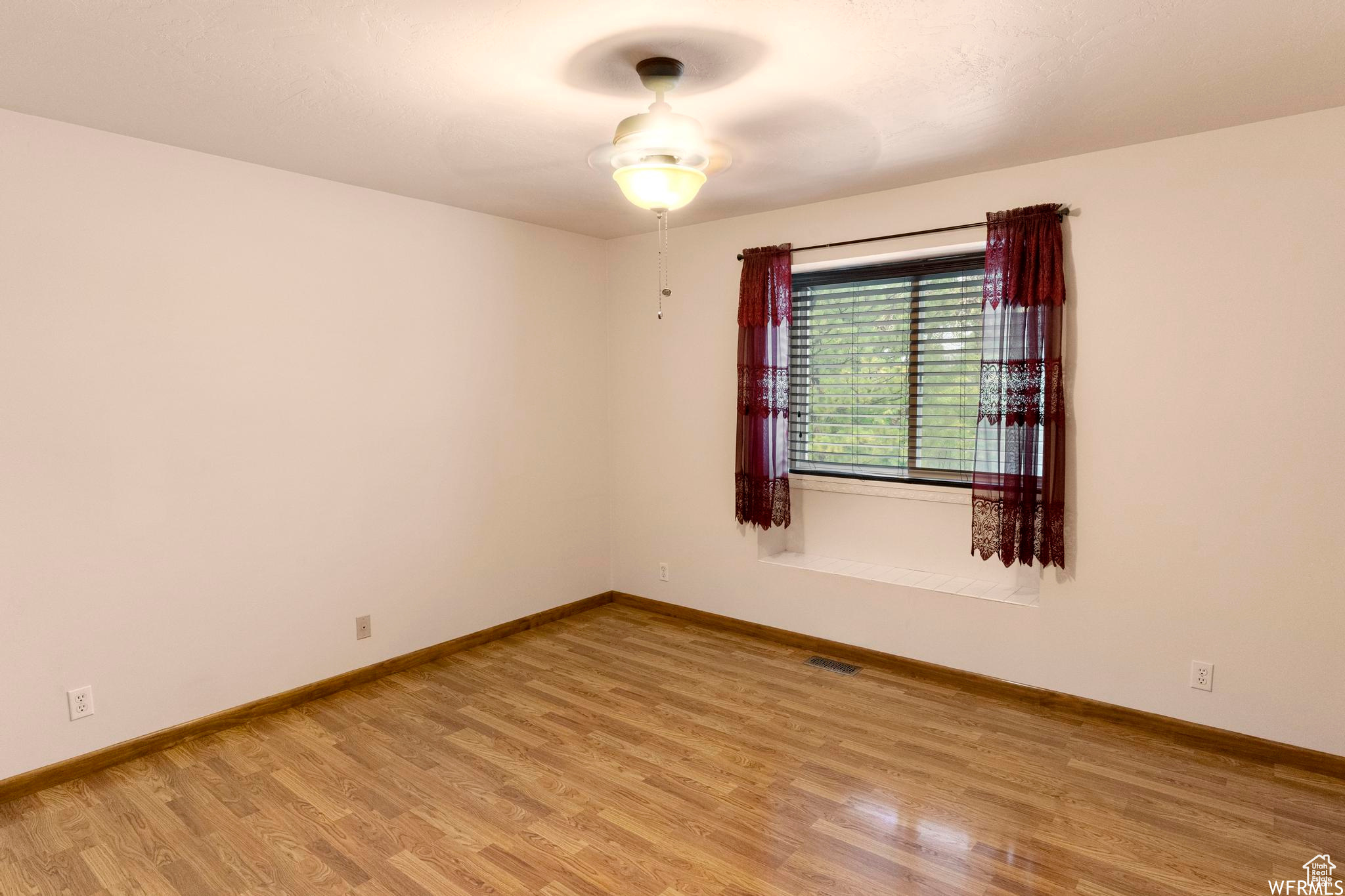4261 S Rupp Ct, Taylorsville, Utah image 20