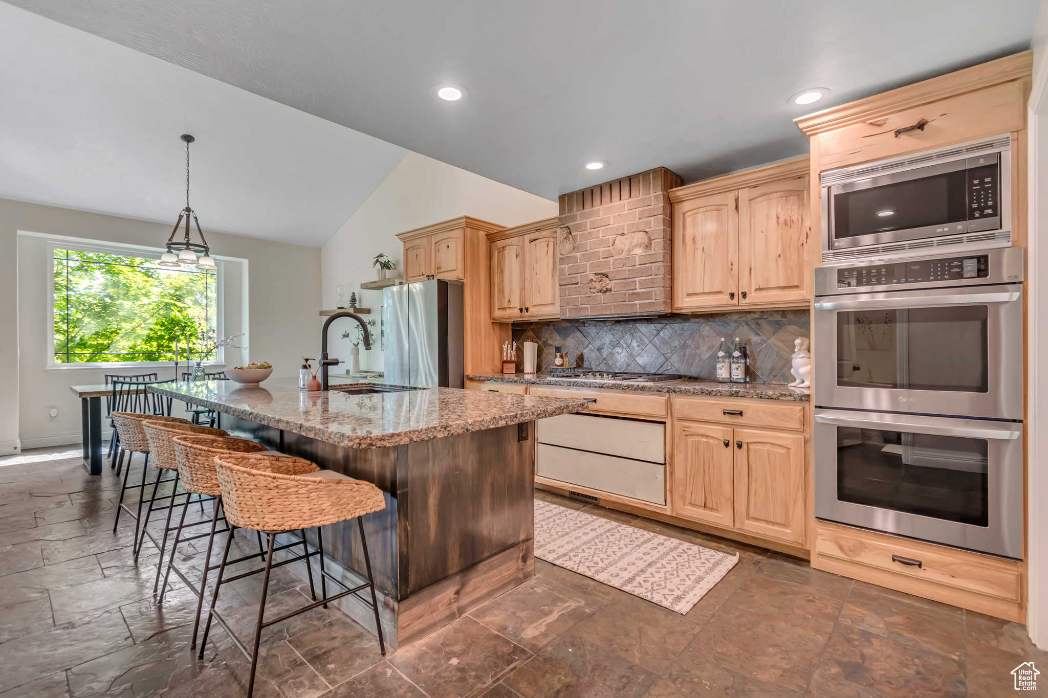 2274 S Browning Dr, Saratoga Springs, Utah image 14