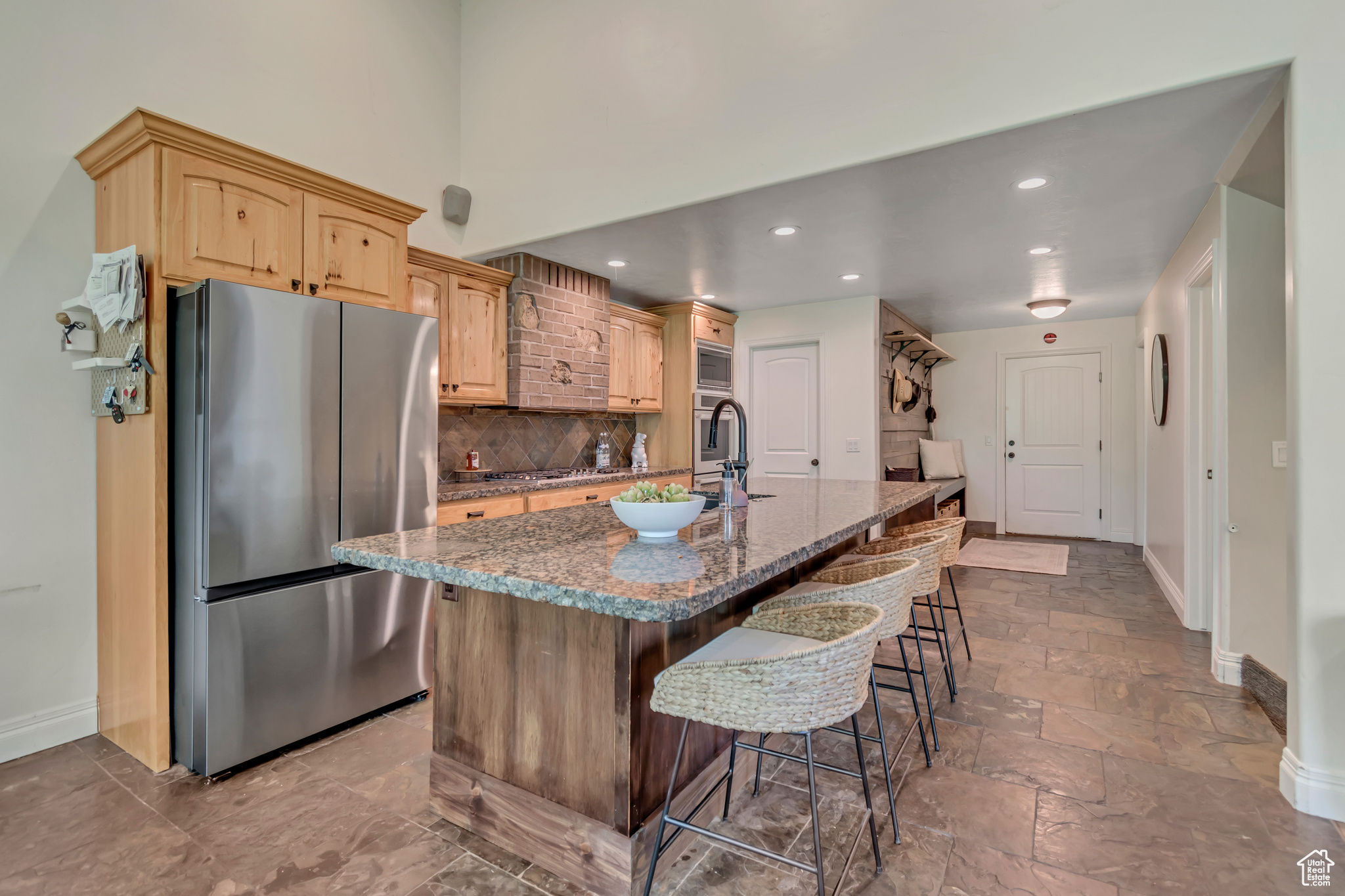 2274 S Browning Dr, Saratoga Springs, Utah image 13