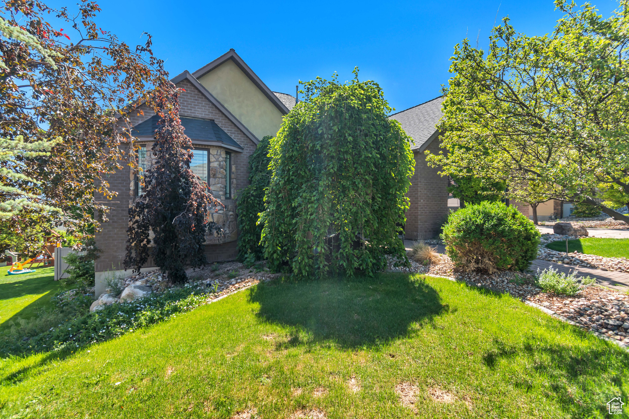 2274 S Browning Dr, Saratoga Springs, Utah image 2