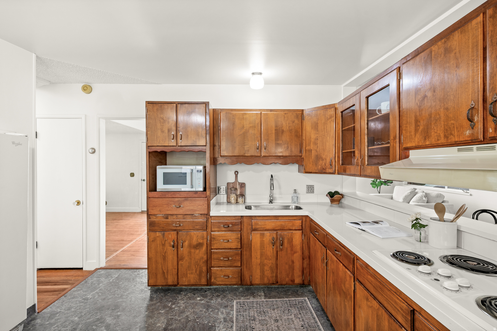 BEST VIEW SUB - Residential