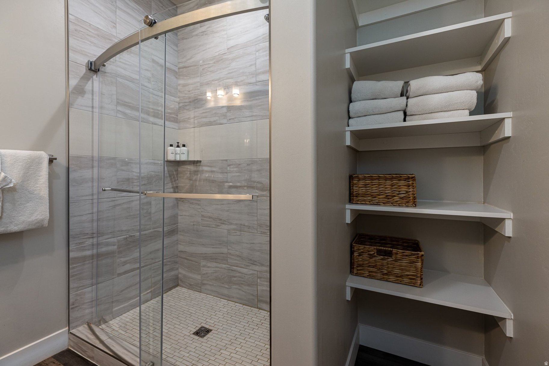 SUNFLOWER VALLEY ESTATES - Residential